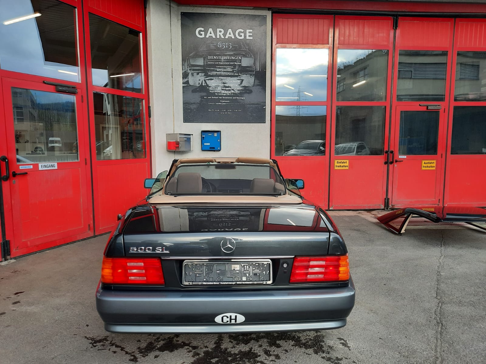 MERCEDES-BENZ SL 500 Automatic-showroom-element-3