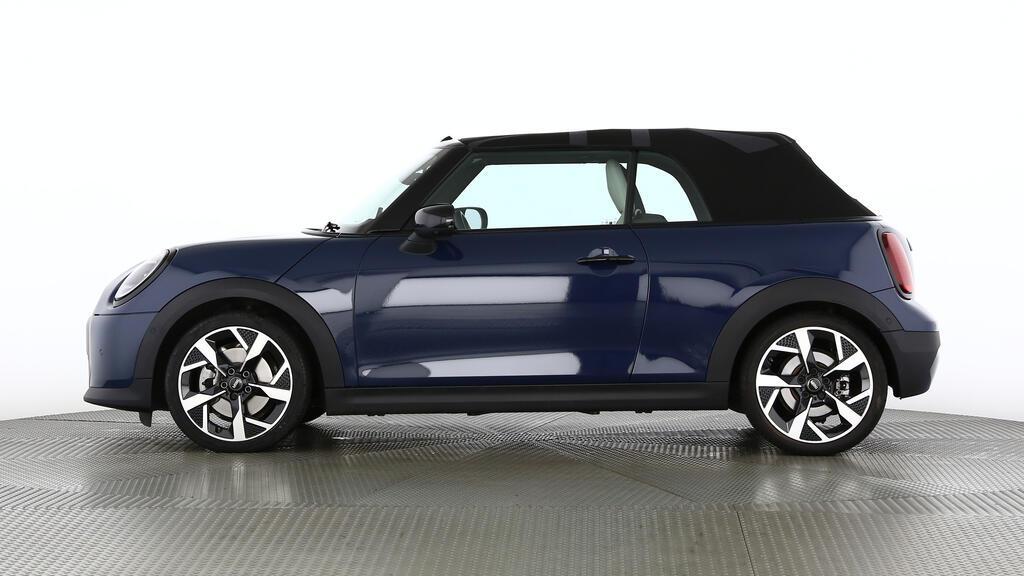 MINI Cooper S Cabrio-image-2