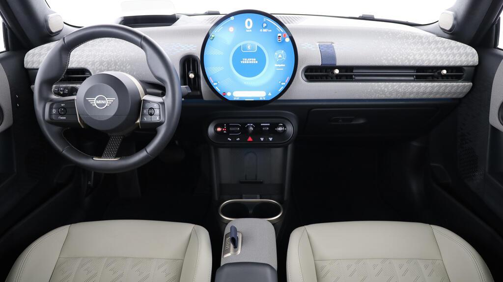 MINI Cooper S Cabrio-image-11