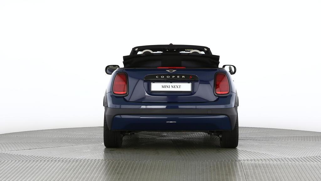 MINI Cooper S Cabrio-image-13