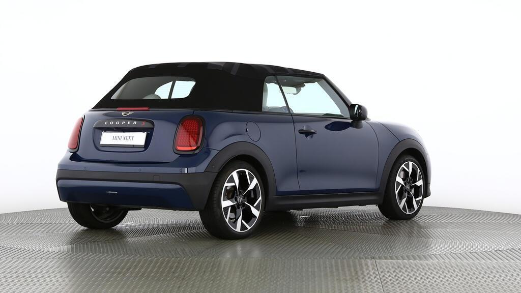 MINI Cooper S Cabrio-image-4