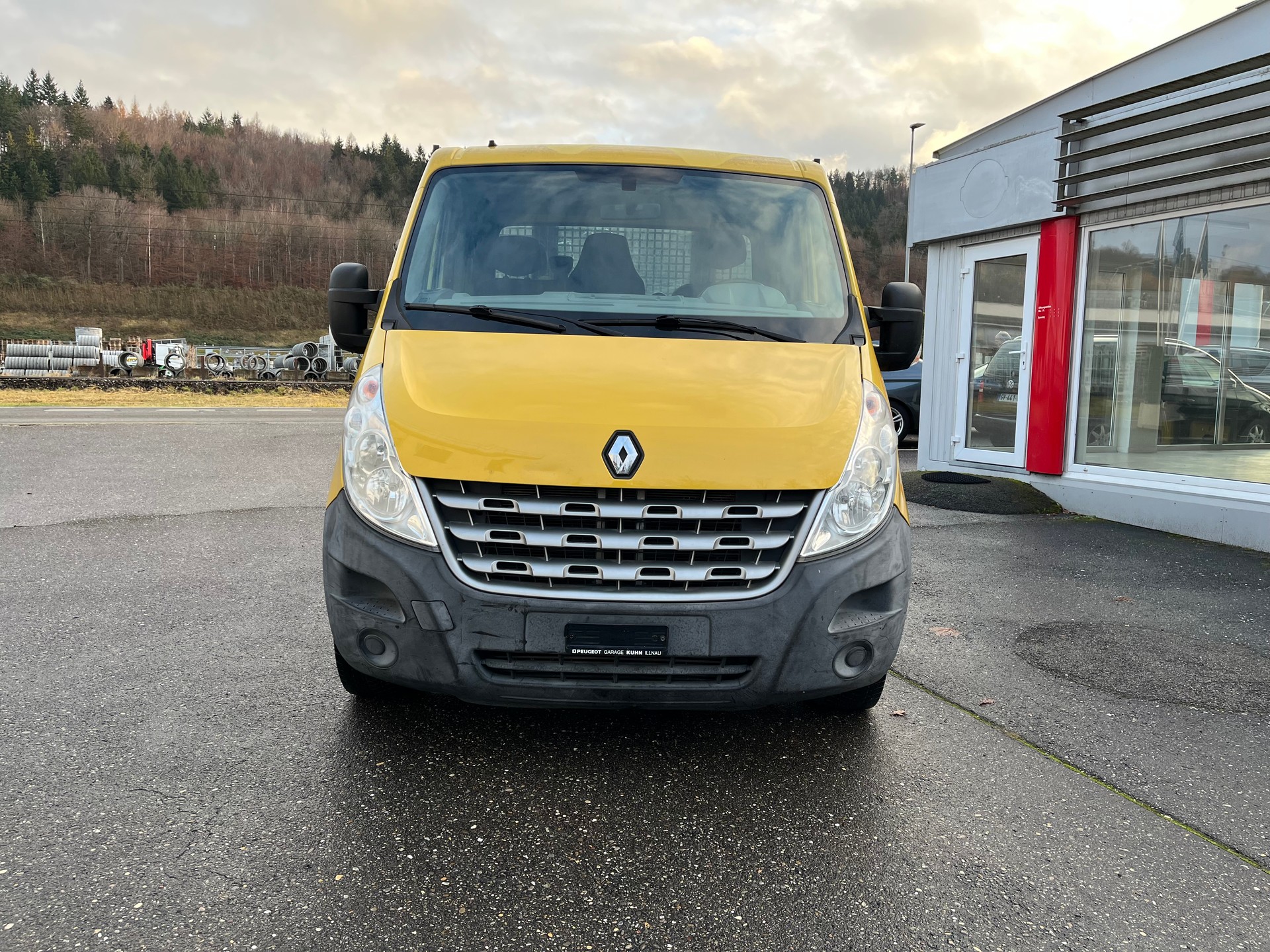 RENAULT Master T35 2.3dCi L2H1-image-1