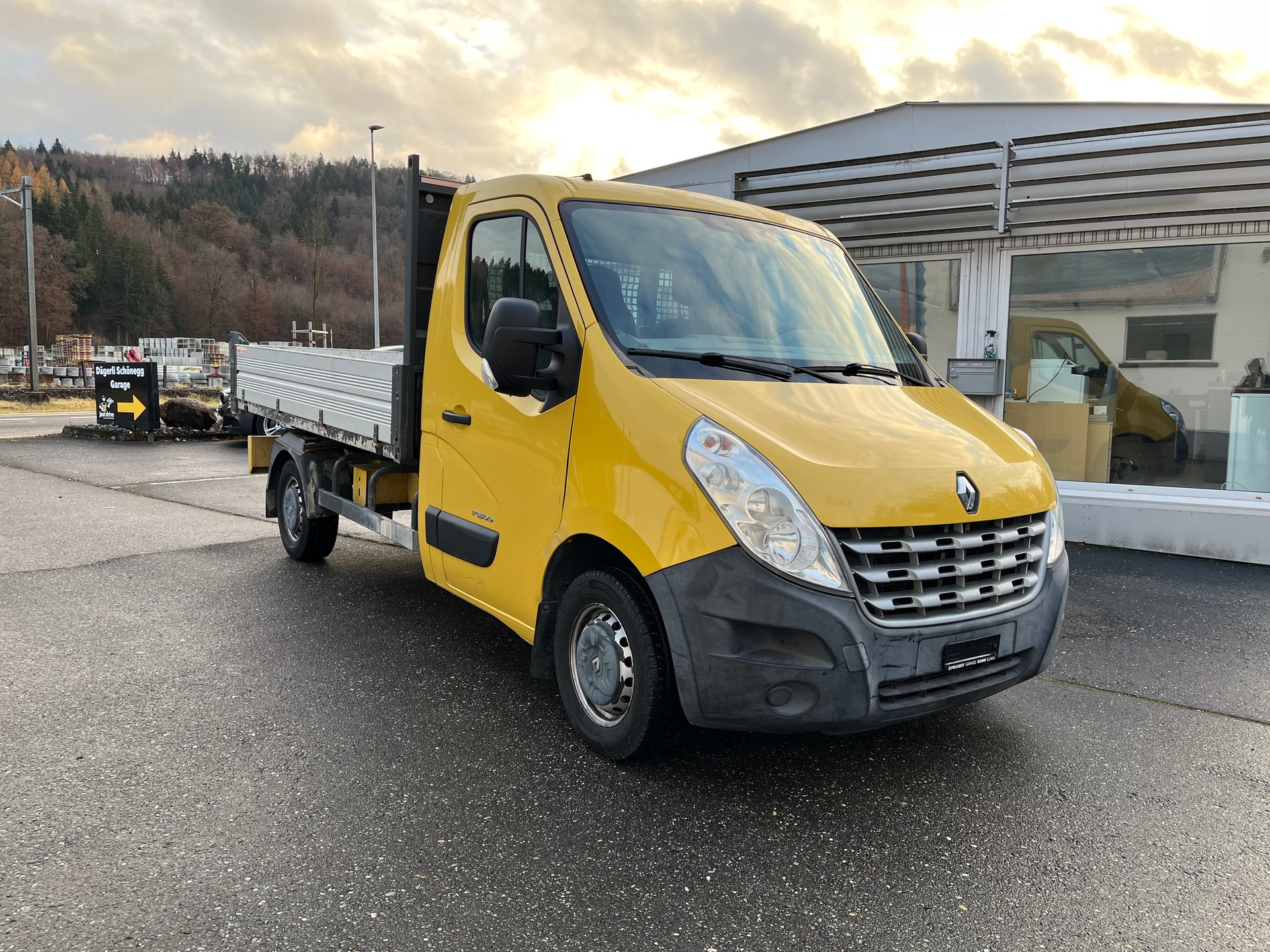 RENAULT Master T35 2.3dCi L2H1-image-2