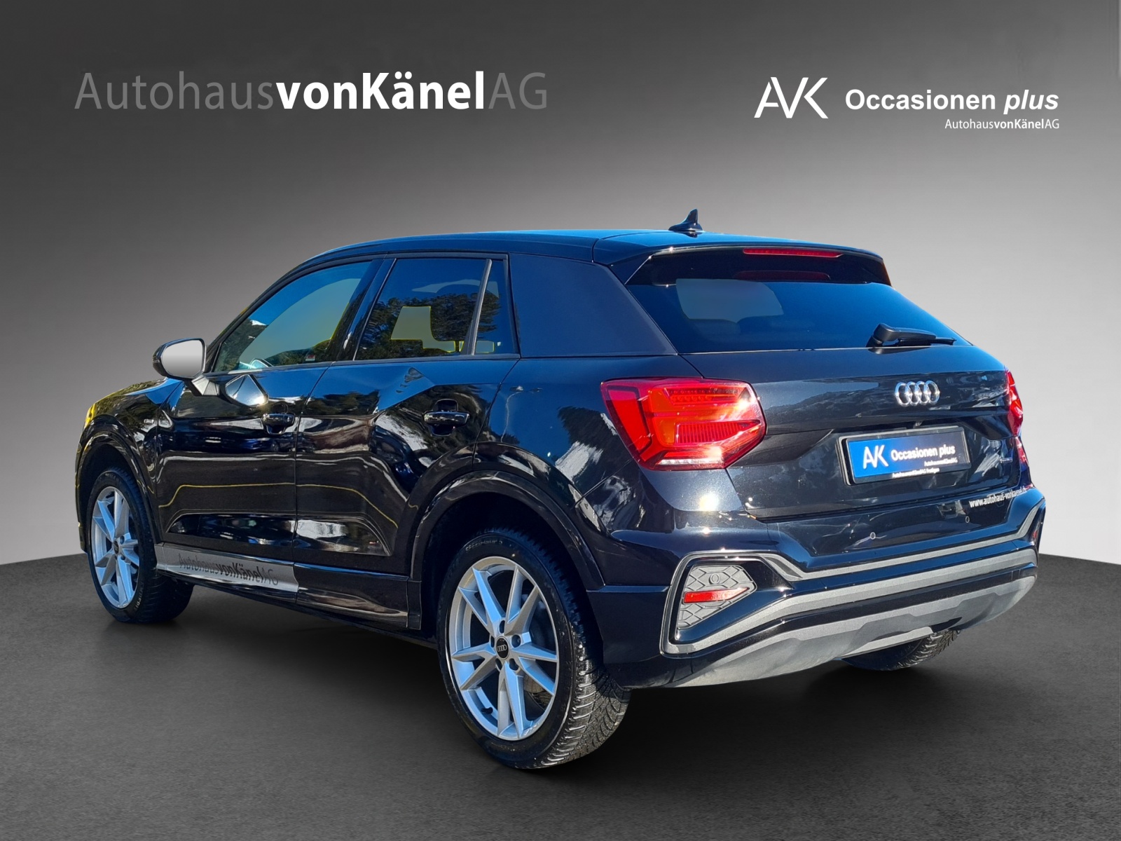 AUDI Q2 40 TFSI S line quattro S-tronic-image-2