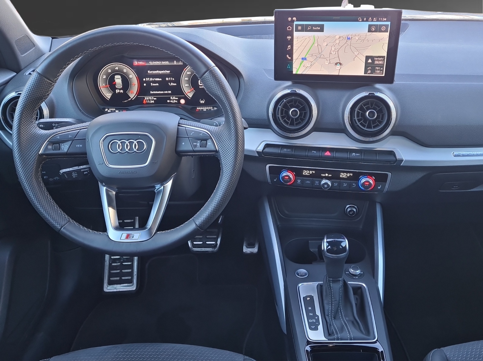 AUDI Q2 40 TFSI S line quattro S-tronic-image-7