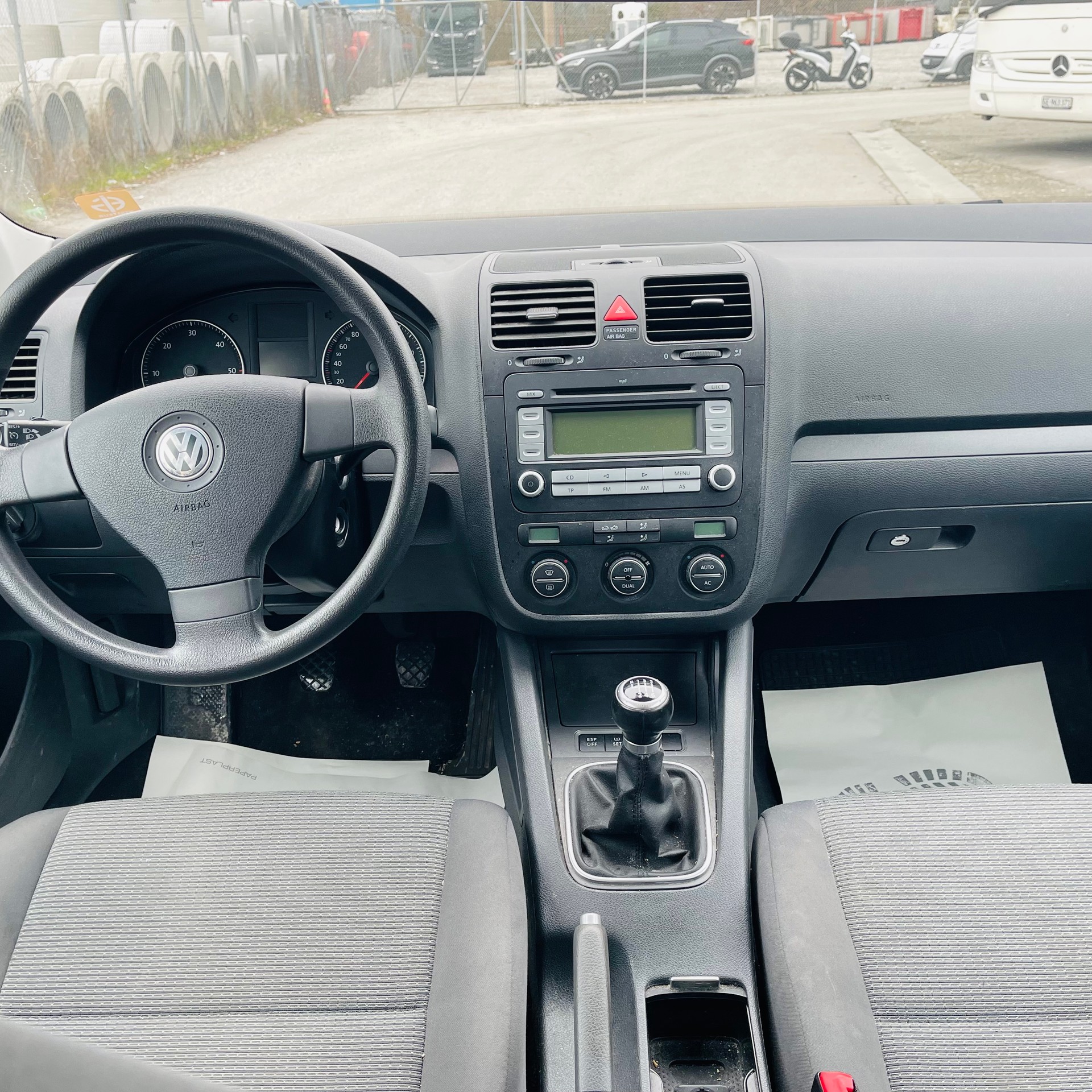 VW Golf Variant 1.9 TDI Comfortline 4Motion-image-6