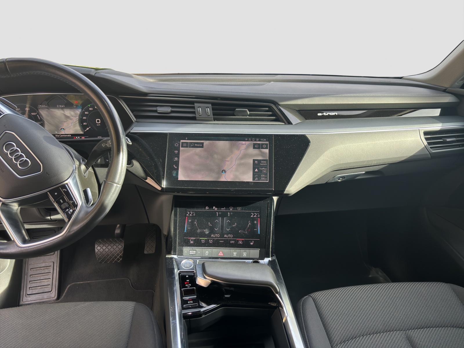 AUDI e-tron 55 quattro-image-7