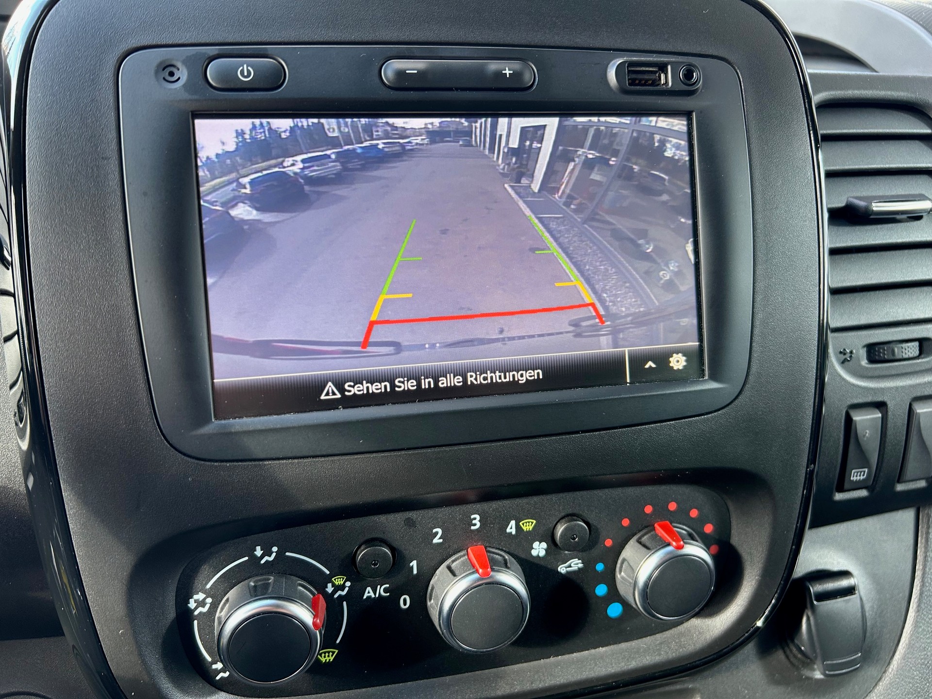 FIAT Talento 29 2.0 Eco L1H1 9 Plätze Swiss-image-15