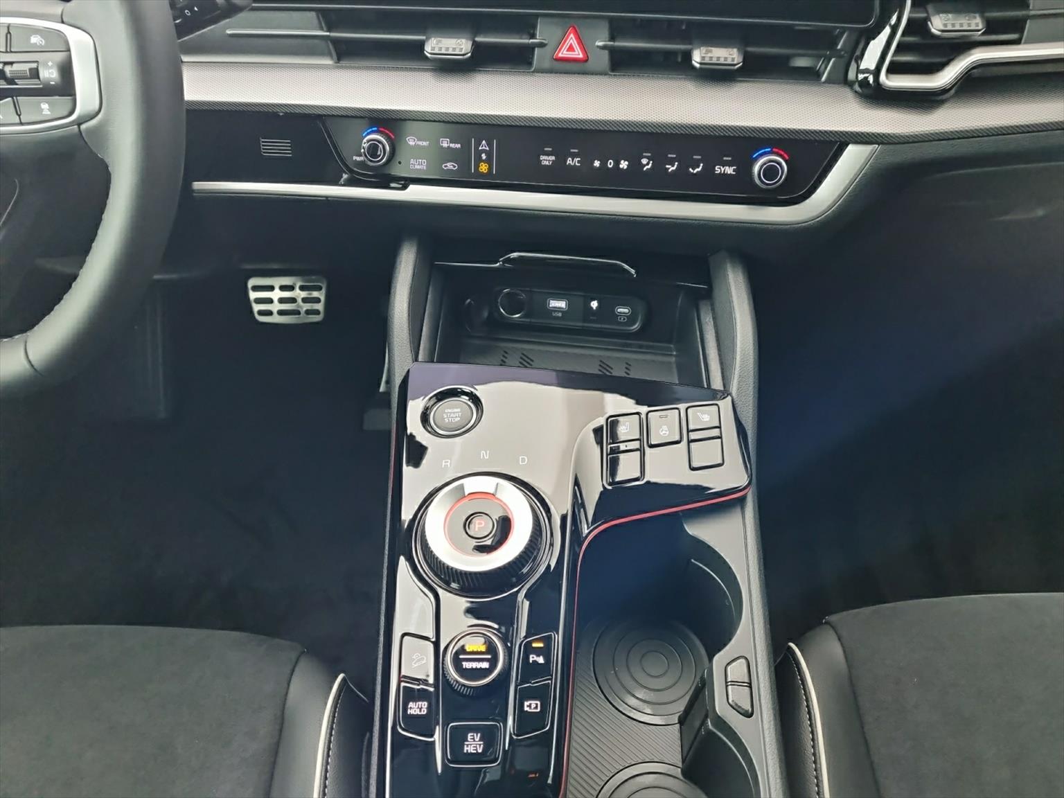 KIA Sportage 1.6 T-GDi PHEV GT-Line 4x4-image-6