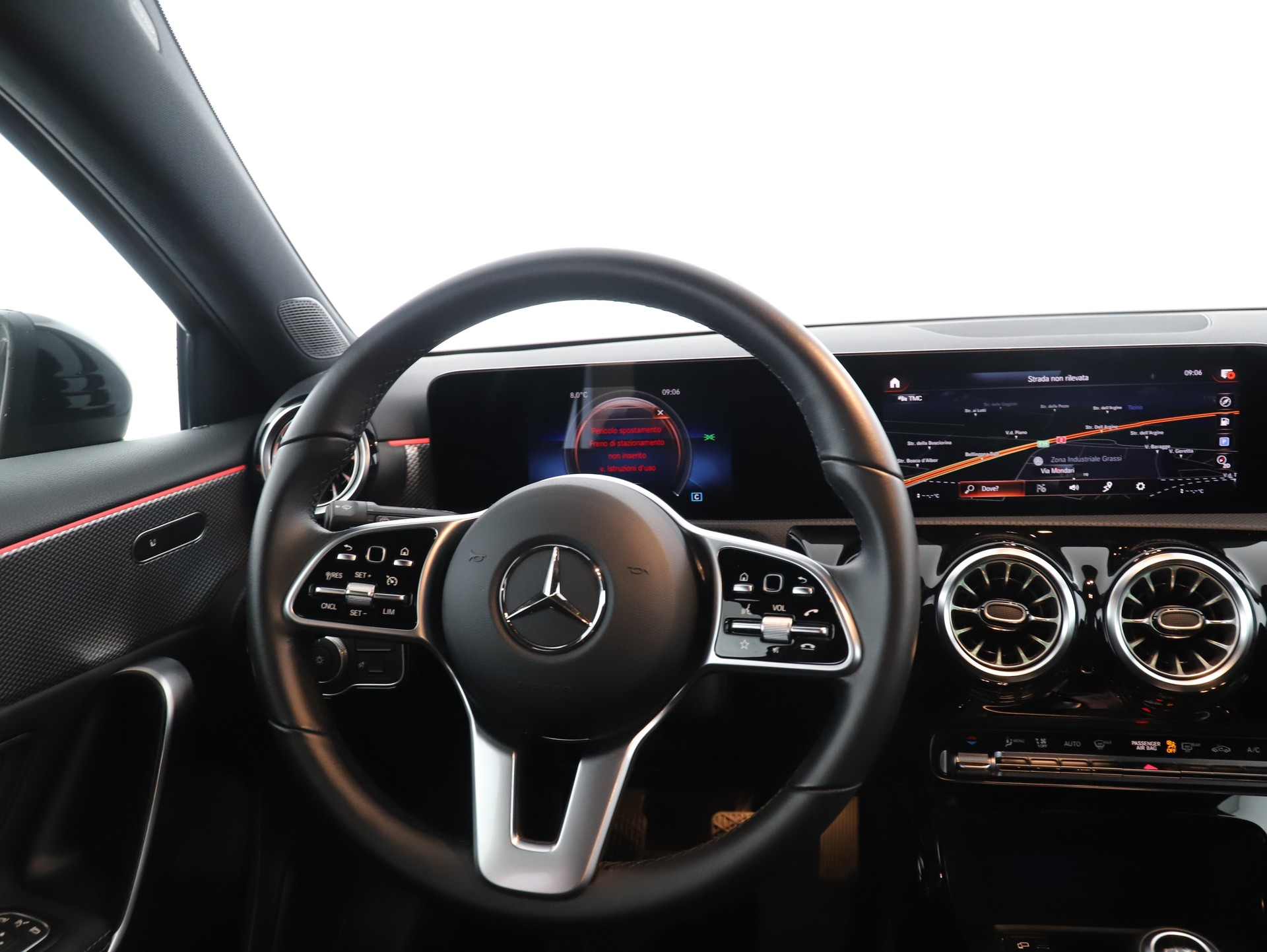 MERCEDES-BENZ A 180 Night Star-image-13