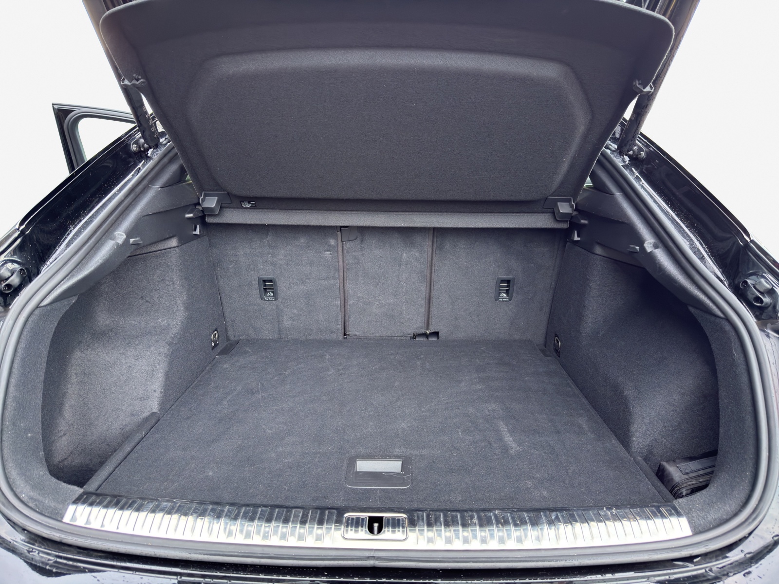 AUDI Q3 Sportback 35 TFSI S line Attraction S-tronic-image-12