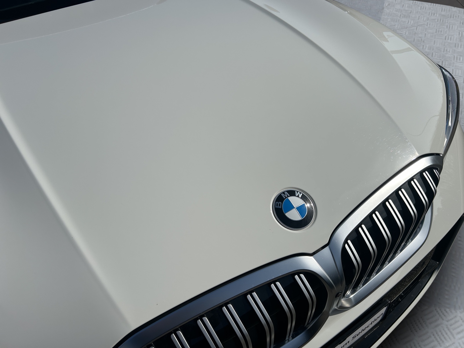 BMW 320d xDrive 48V Steptronic M Sport-image-11