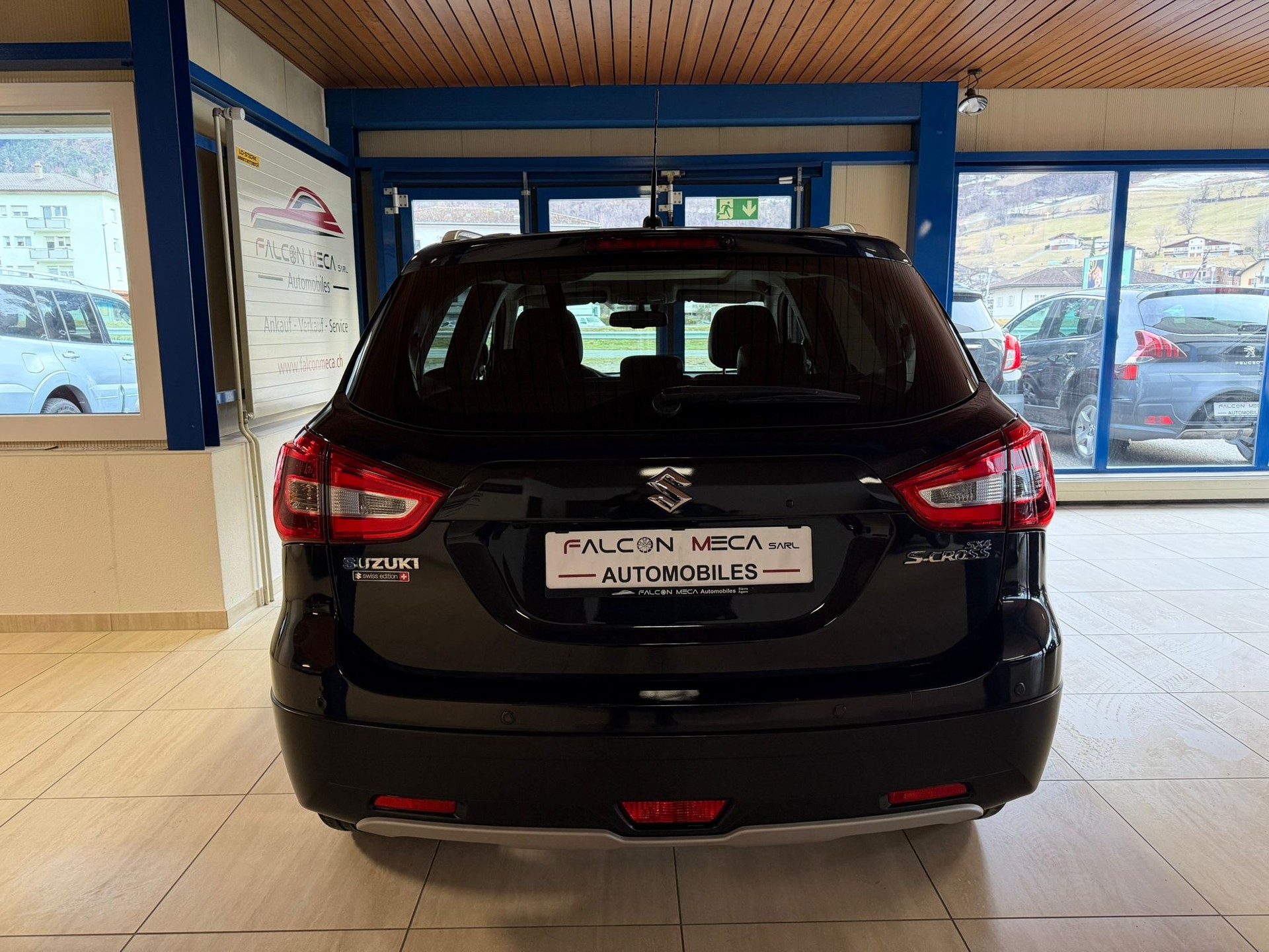 SUZUKI SX4 S-Cross 1.4 16V Generation Hybrid 4WD-image-9