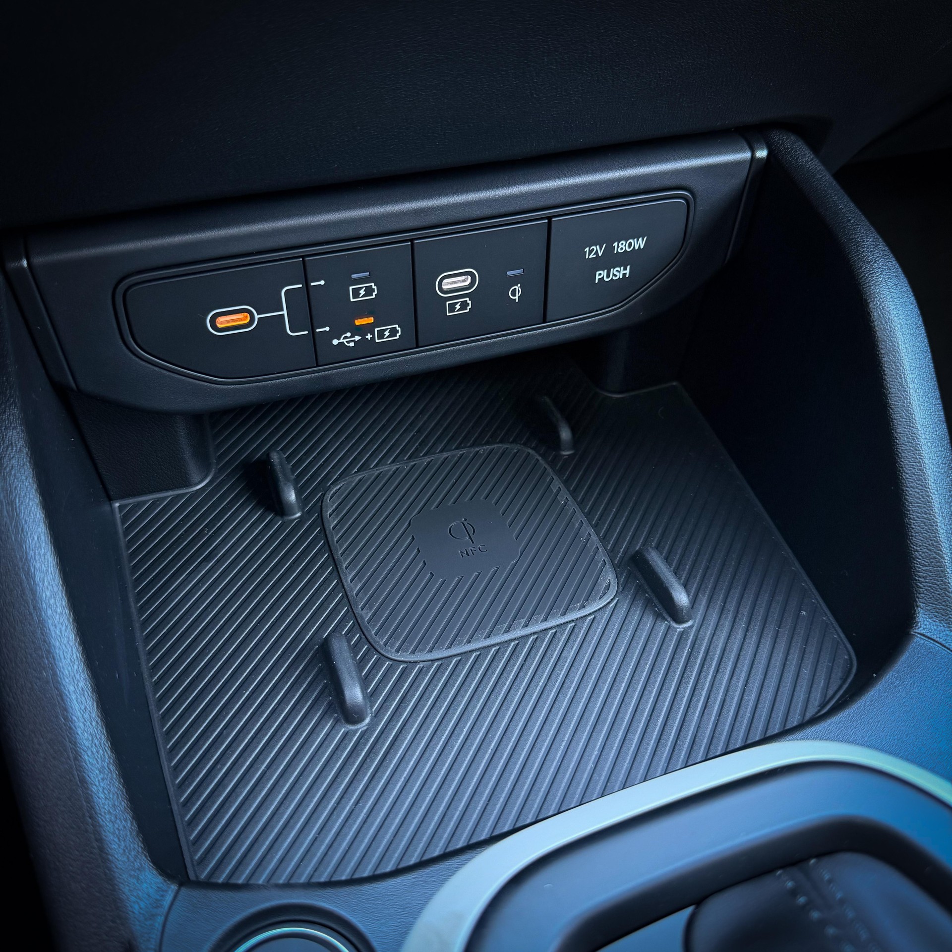 KIA K4 1.6 T-GDi GT-Line-image-9