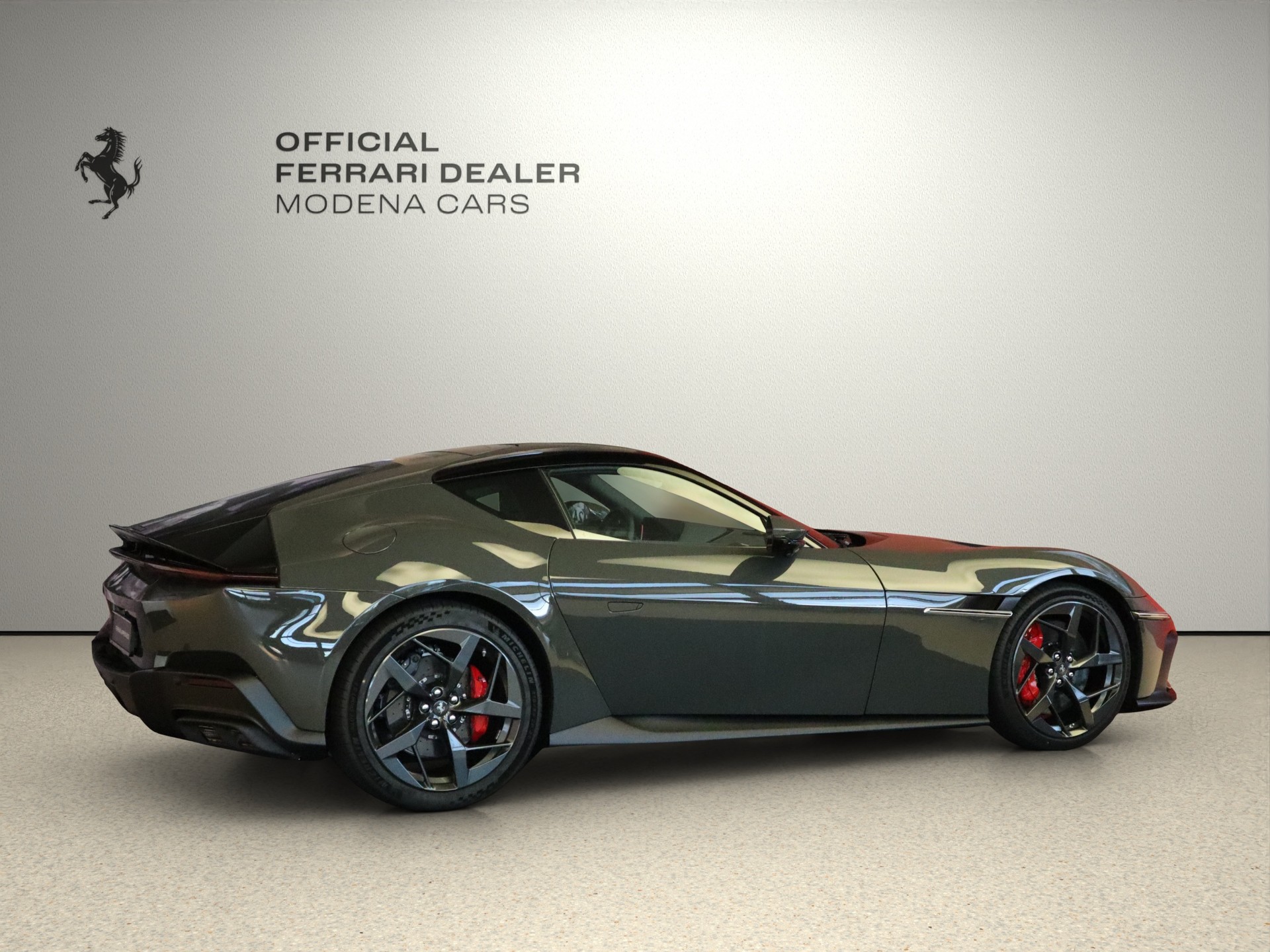 FERRARI 12 Cilindri-image-13