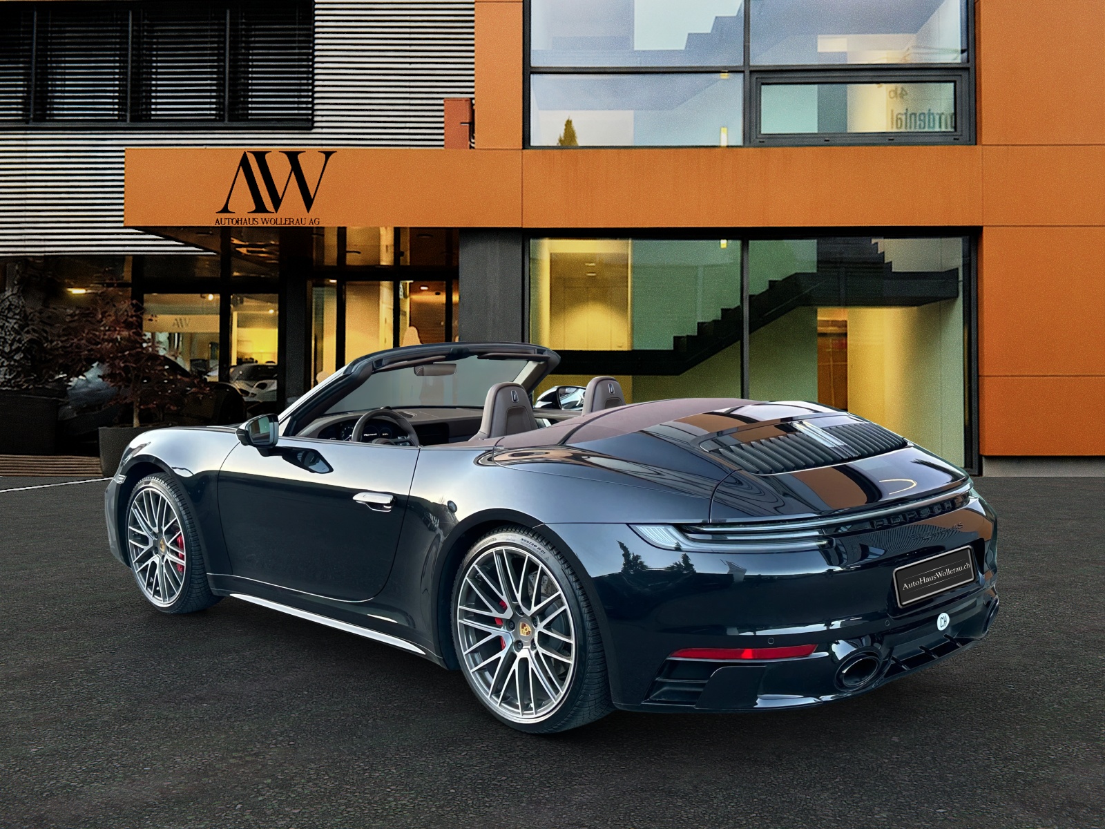 PORSCHE 911 Carrera 4S Cabriolet PDK / CH-Auslieferung - Top Ausstattung-image-3