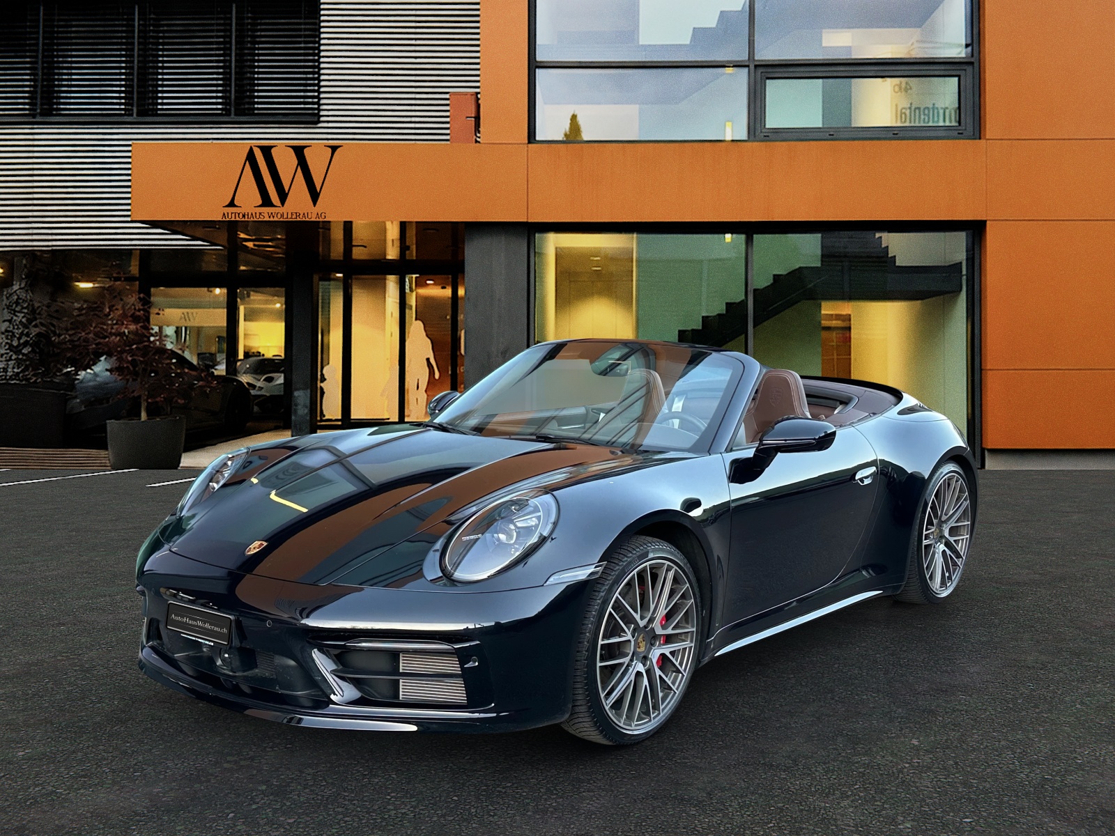 PORSCHE 911 Carrera 4S Cabriolet PDK / CH-Auslieferung - Top Ausstattung-image-5