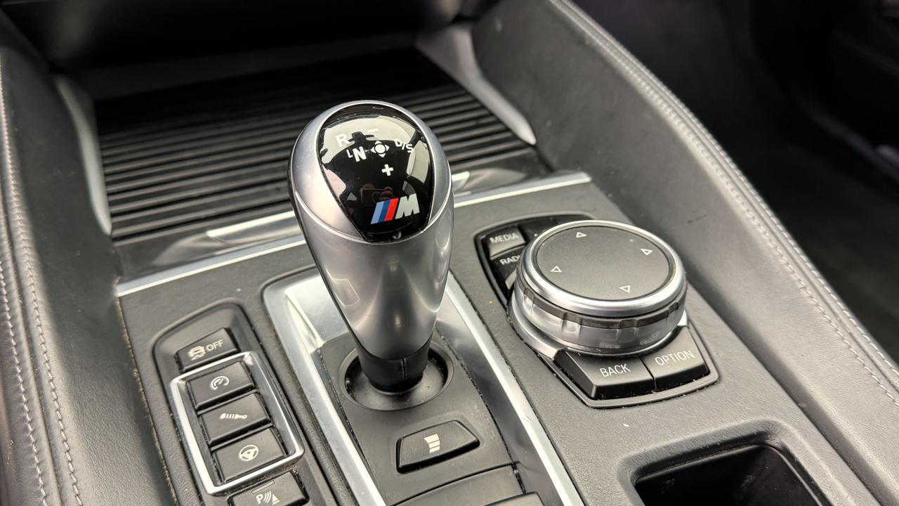 BMW X5M Steptronic-image-10