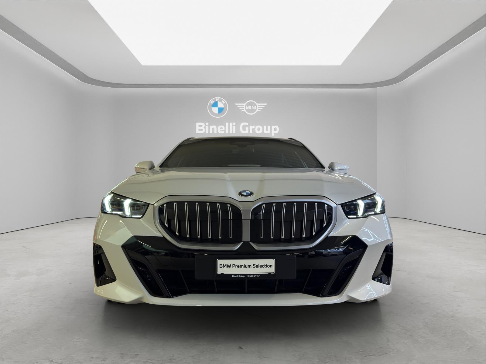 BMW 520d xDrive Touring M-SportPaket-image-7