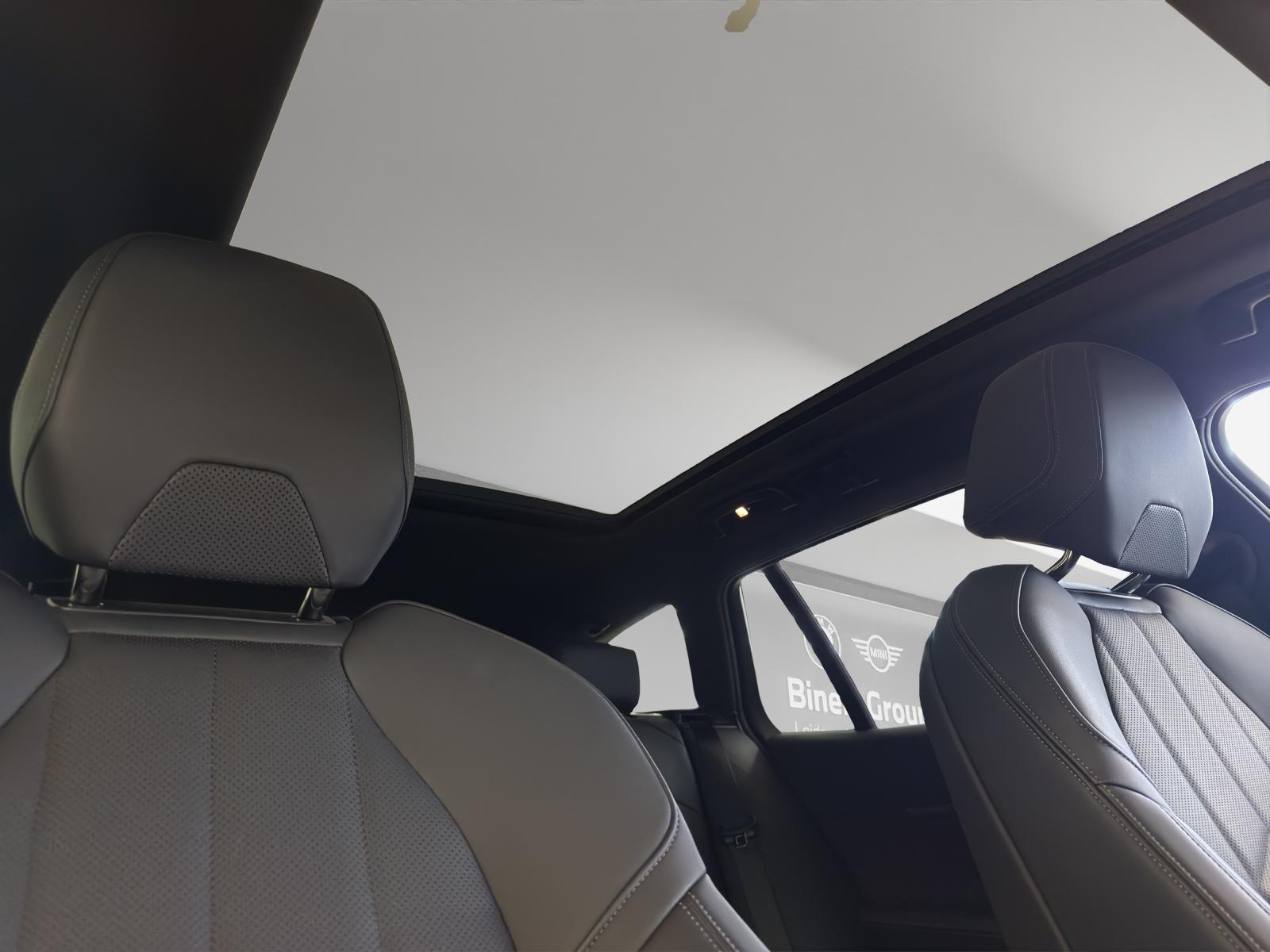 BMW 520d xDrive Touring M-SportPaket-image-19