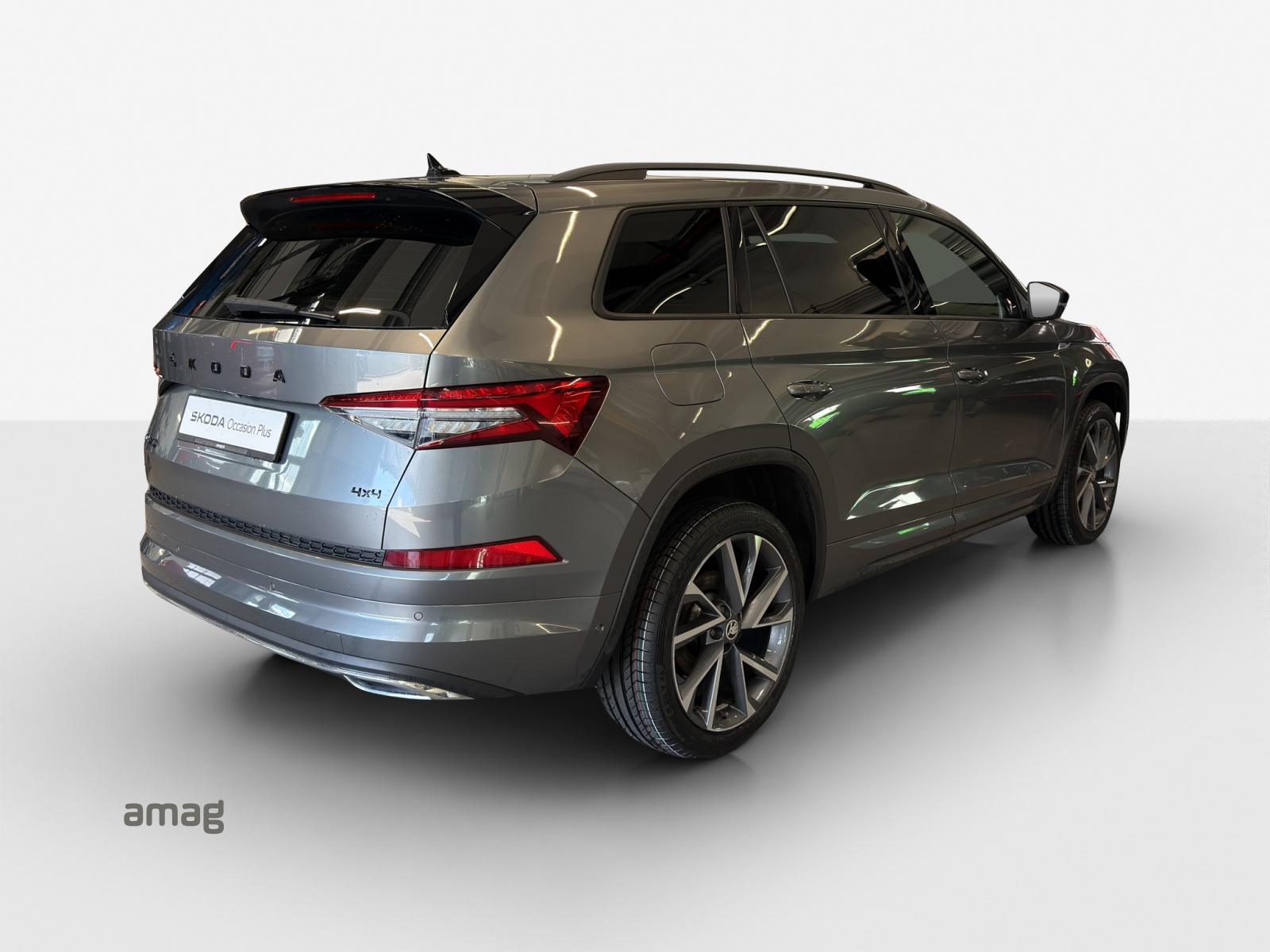 SKODA Kodiaq 2.0 TSI 4x4 SportLine-image-4