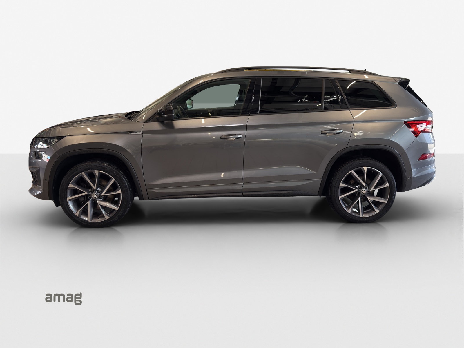 SKODA Kodiaq 2.0 TSI 4x4 SportLine-image-1