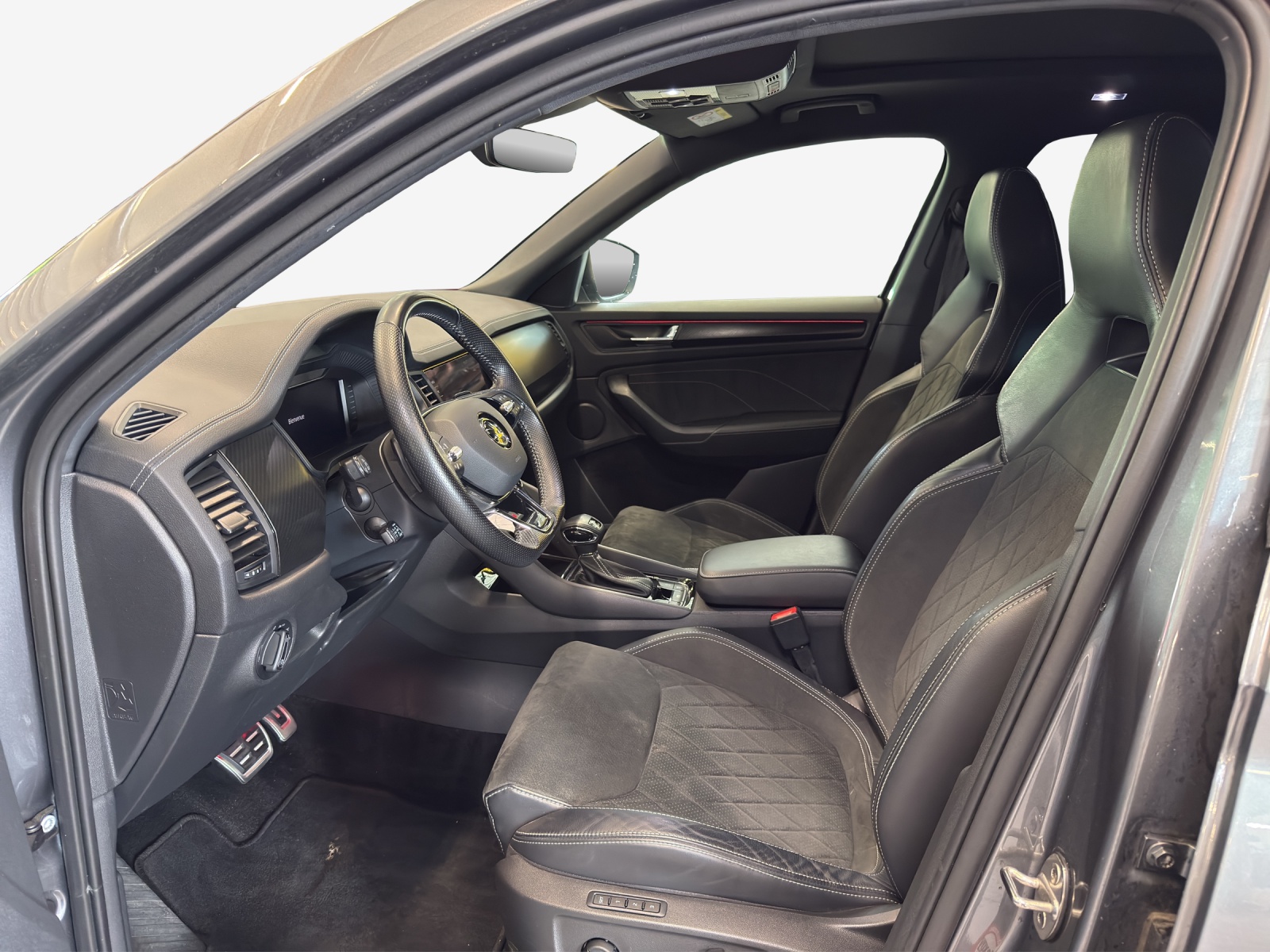SKODA Kodiaq 2.0 TSI 4x4 SportLine-image-7