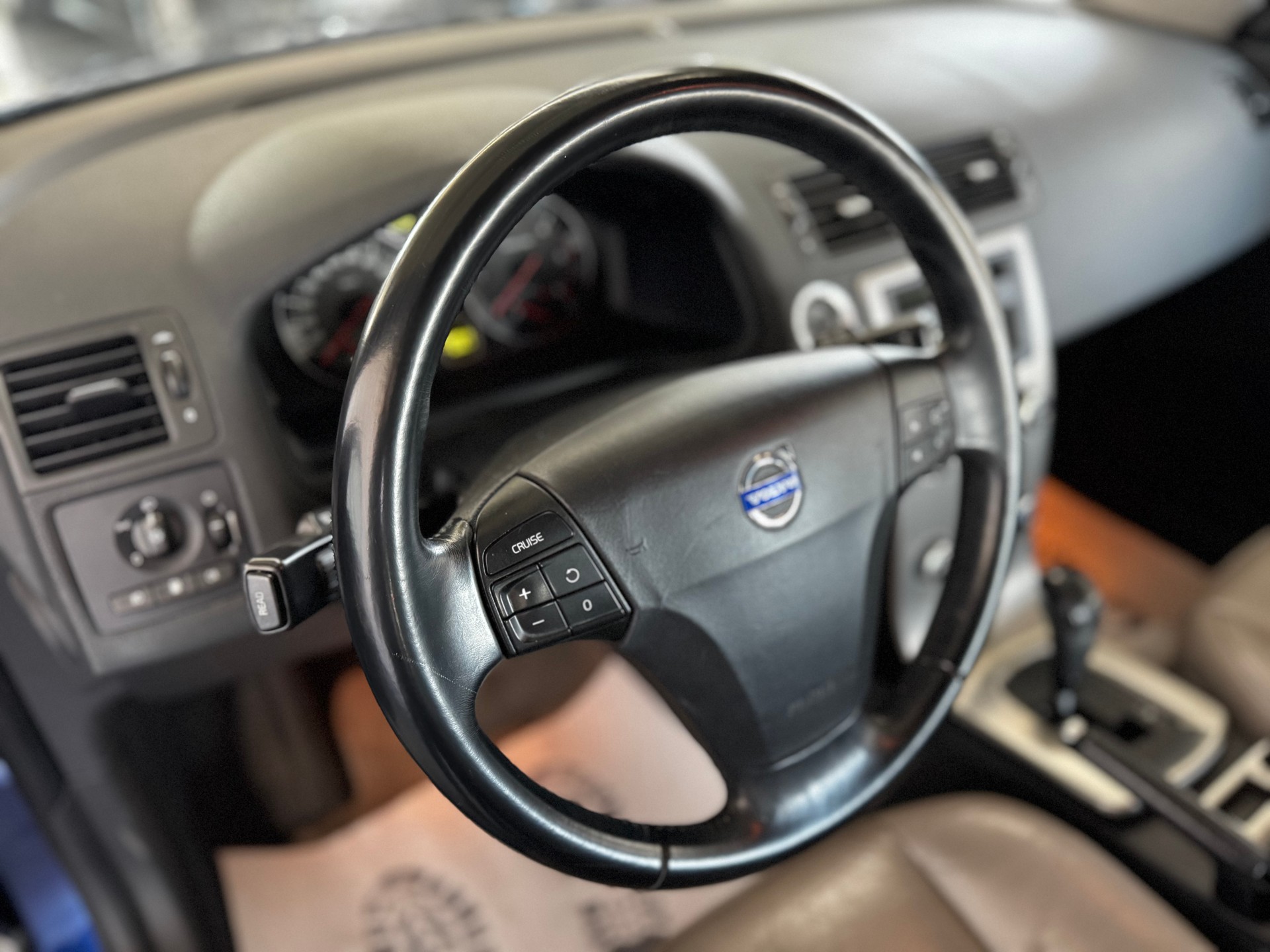 VOLVO C30 D5 Geartronic-image-11