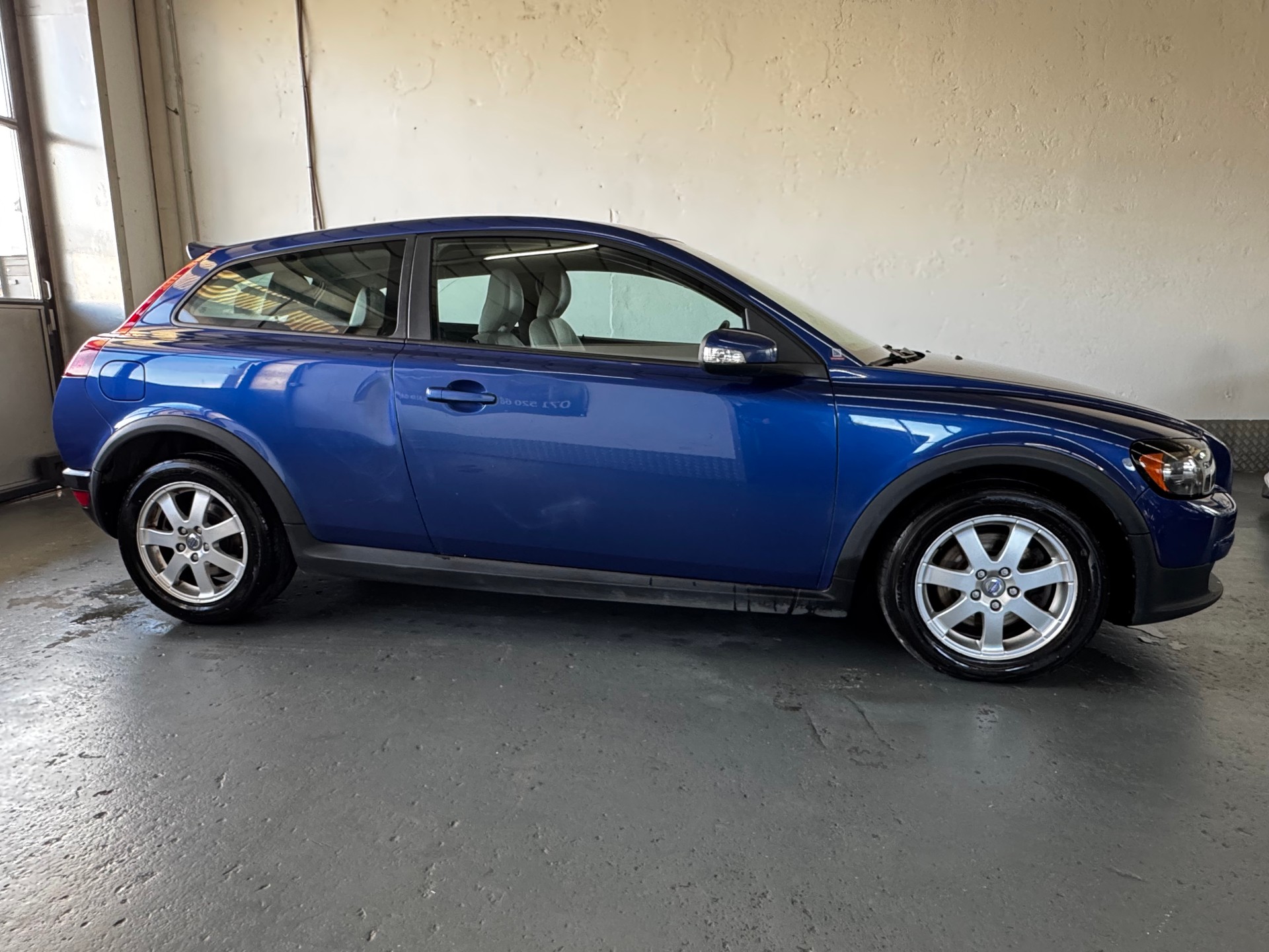 VOLVO C30 D5 Geartronic-image-6