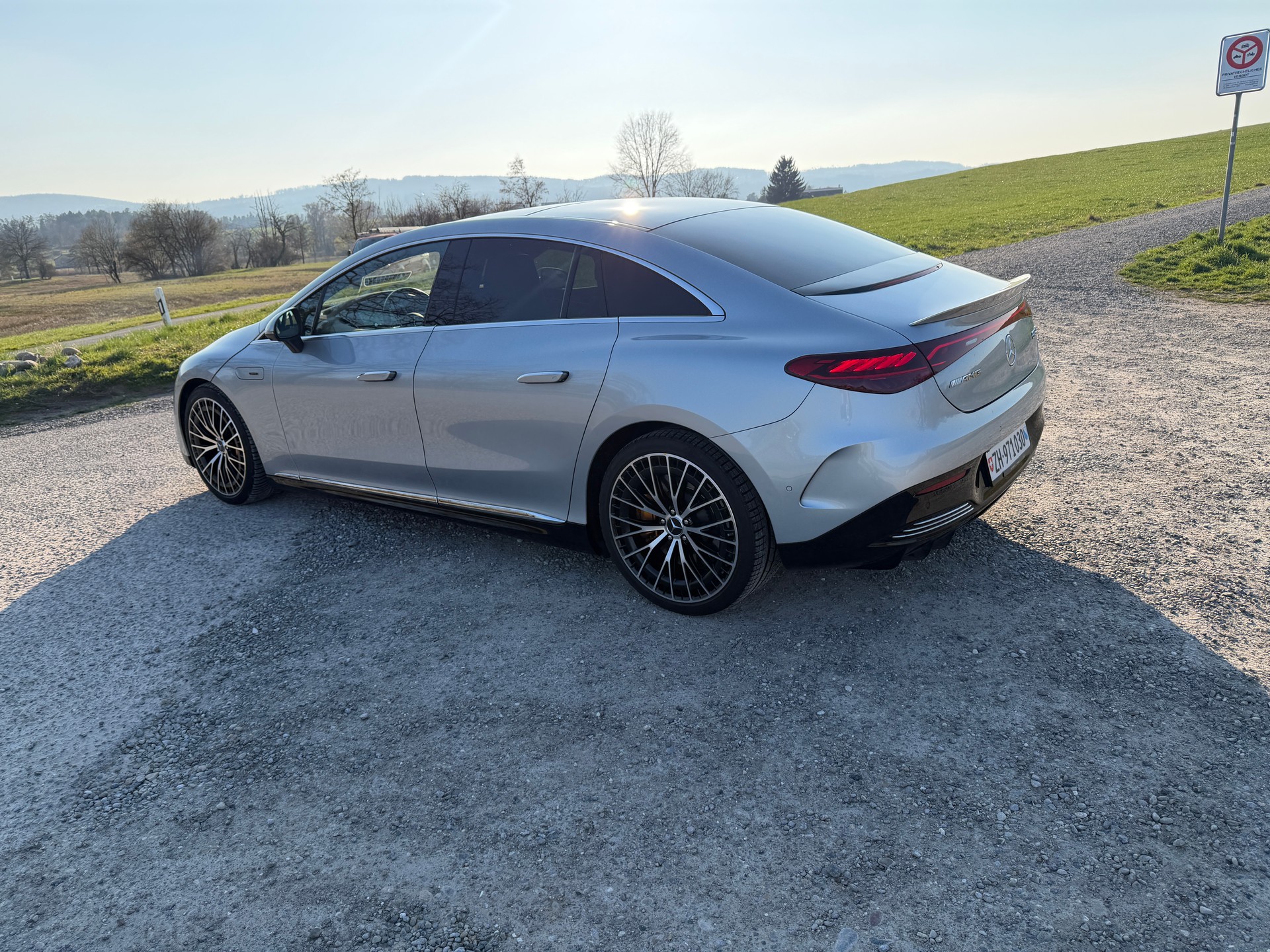 MERCEDES-BENZ EQE 43 AMG 4 Matic-image-4