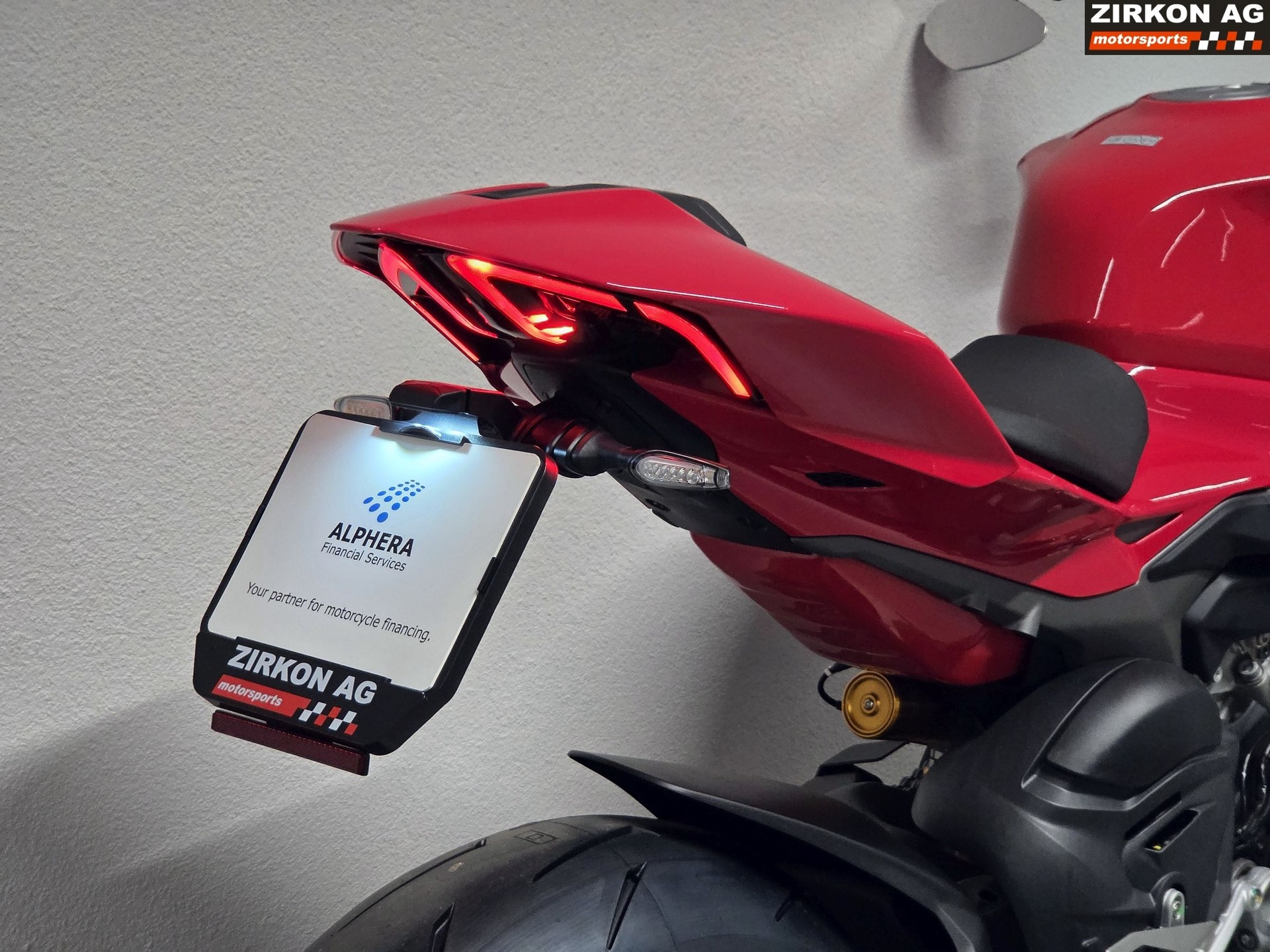 DUCATI Streetfighter V4 S | Essenza I-image-7