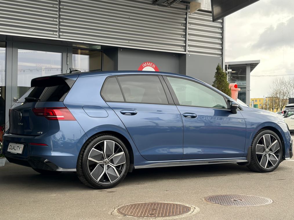VW Golf VIII 1.5 eTSi mHEV R-Line-image-2