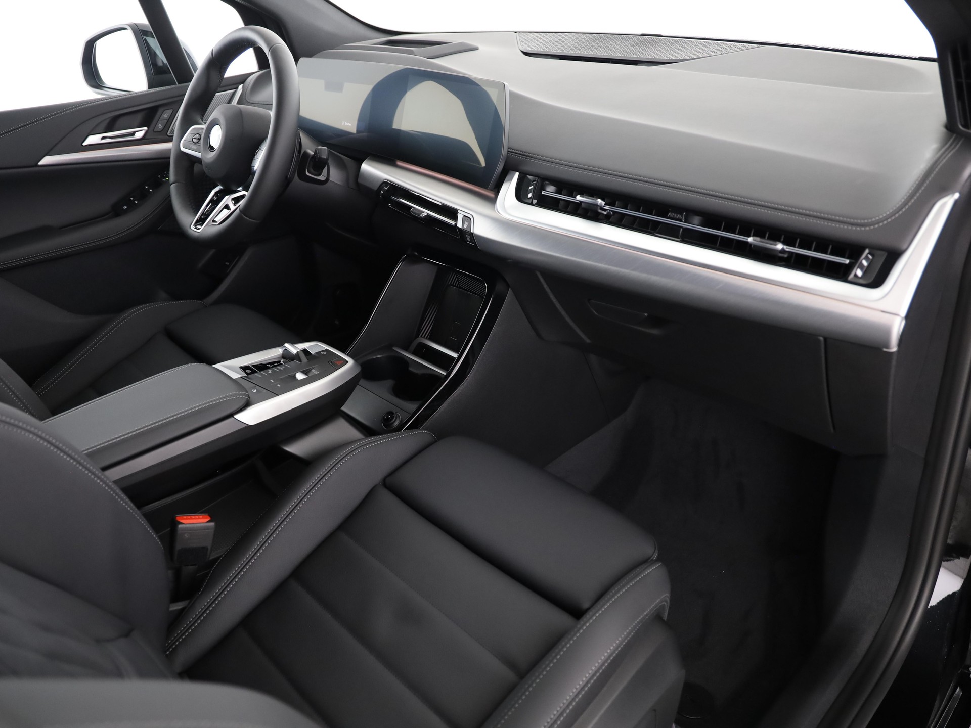 BMW 223d xDrive SDKG Active Tourer-image-12