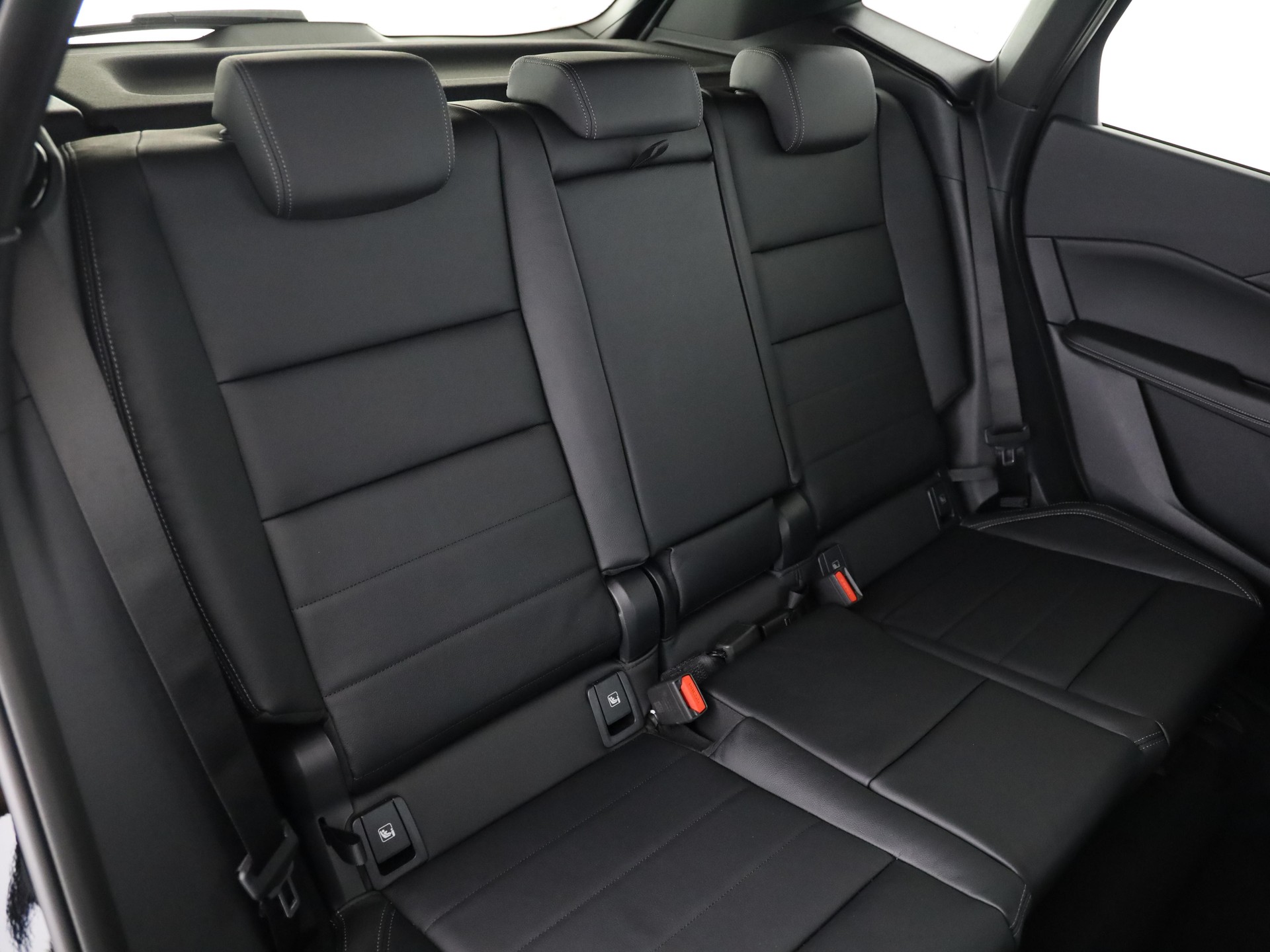 BMW 223d xDrive SDKG Active Tourer-image-14
