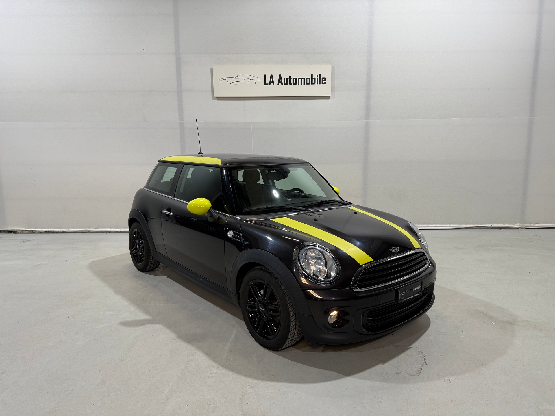 MINI One-image-4
