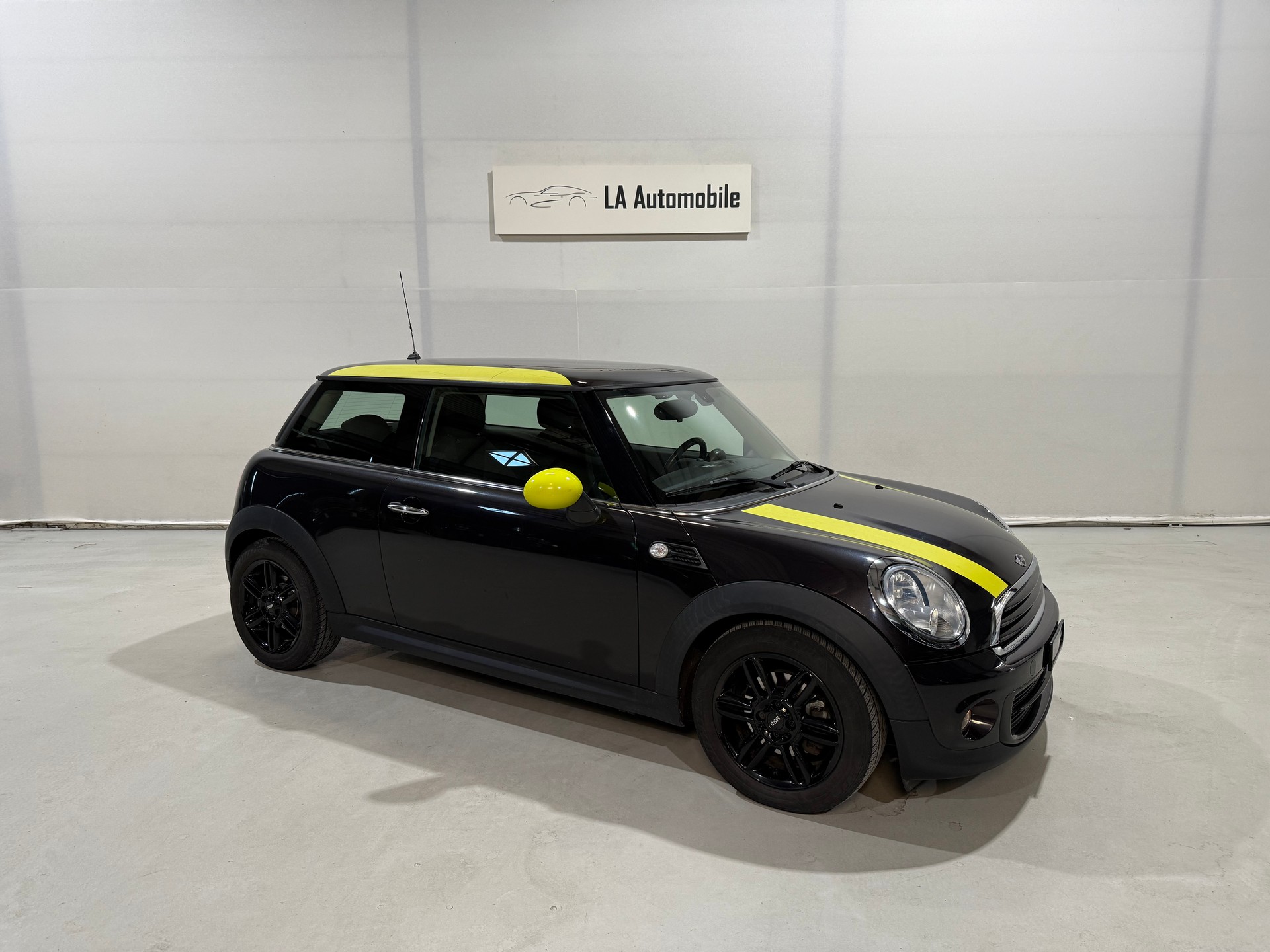MINI One-image-5