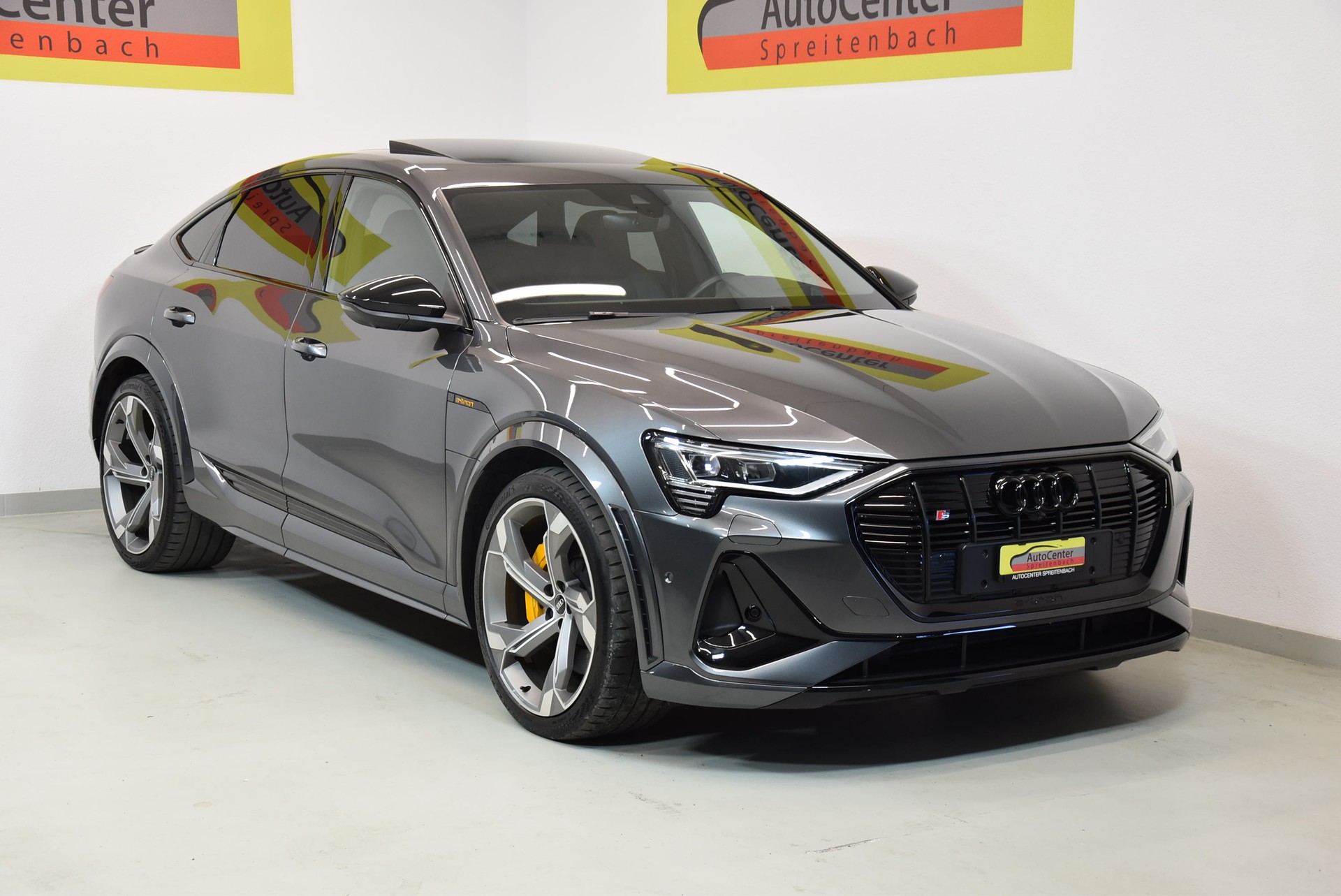 AUDI e-tron S Sportback quattro-image-0
