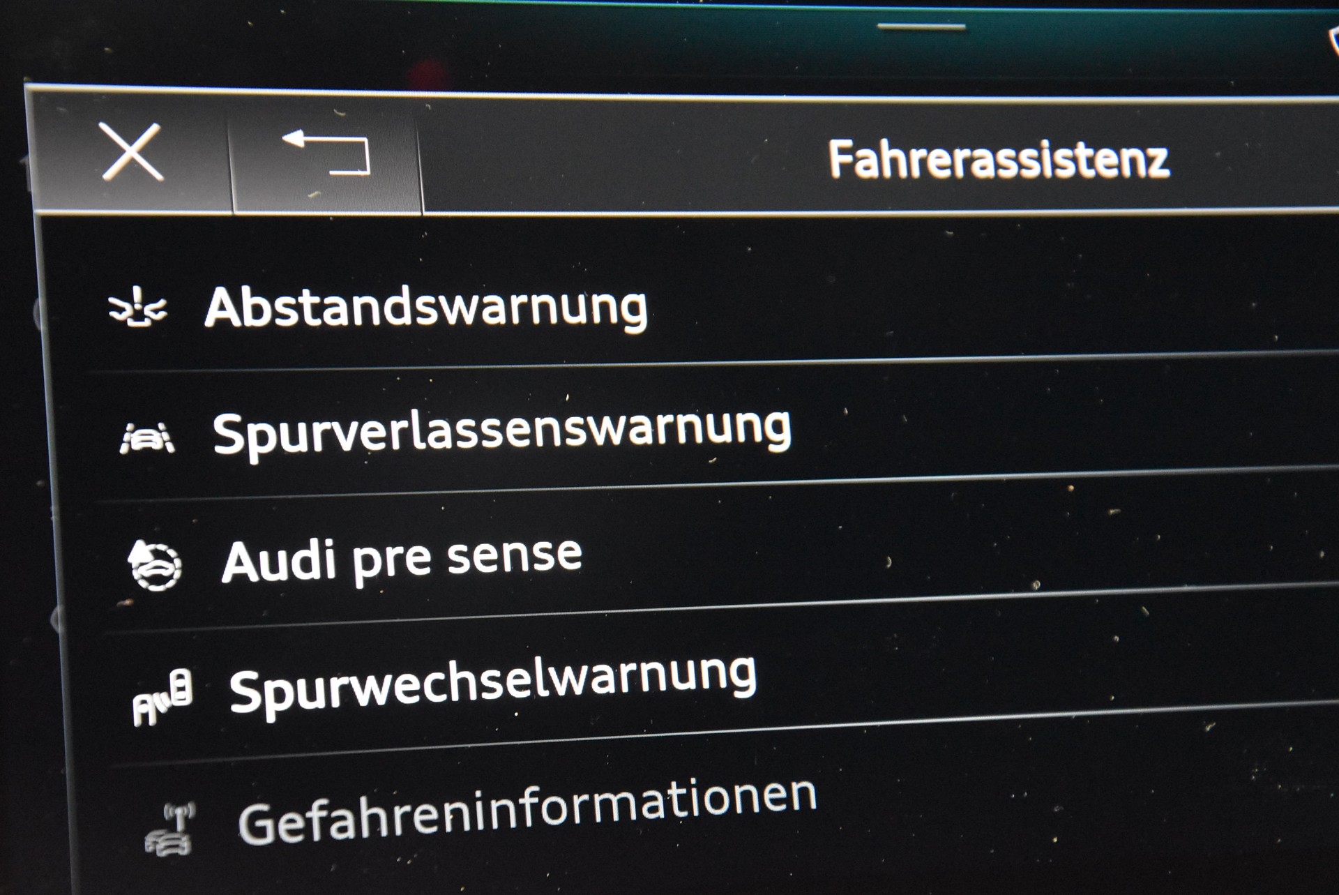 AUDI e-tron S Sportback quattro-image-10