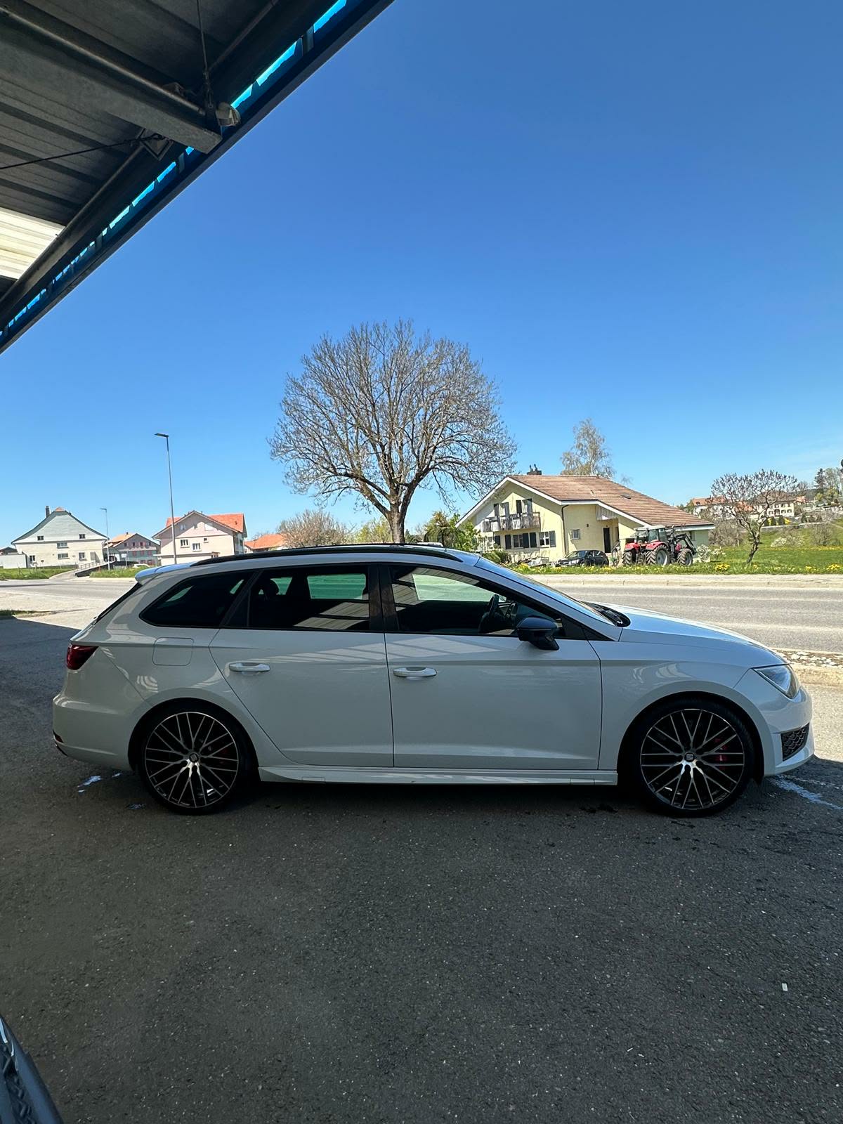 SEAT Leon ST 2.0 TSI Cupra 280 DSG-image-4