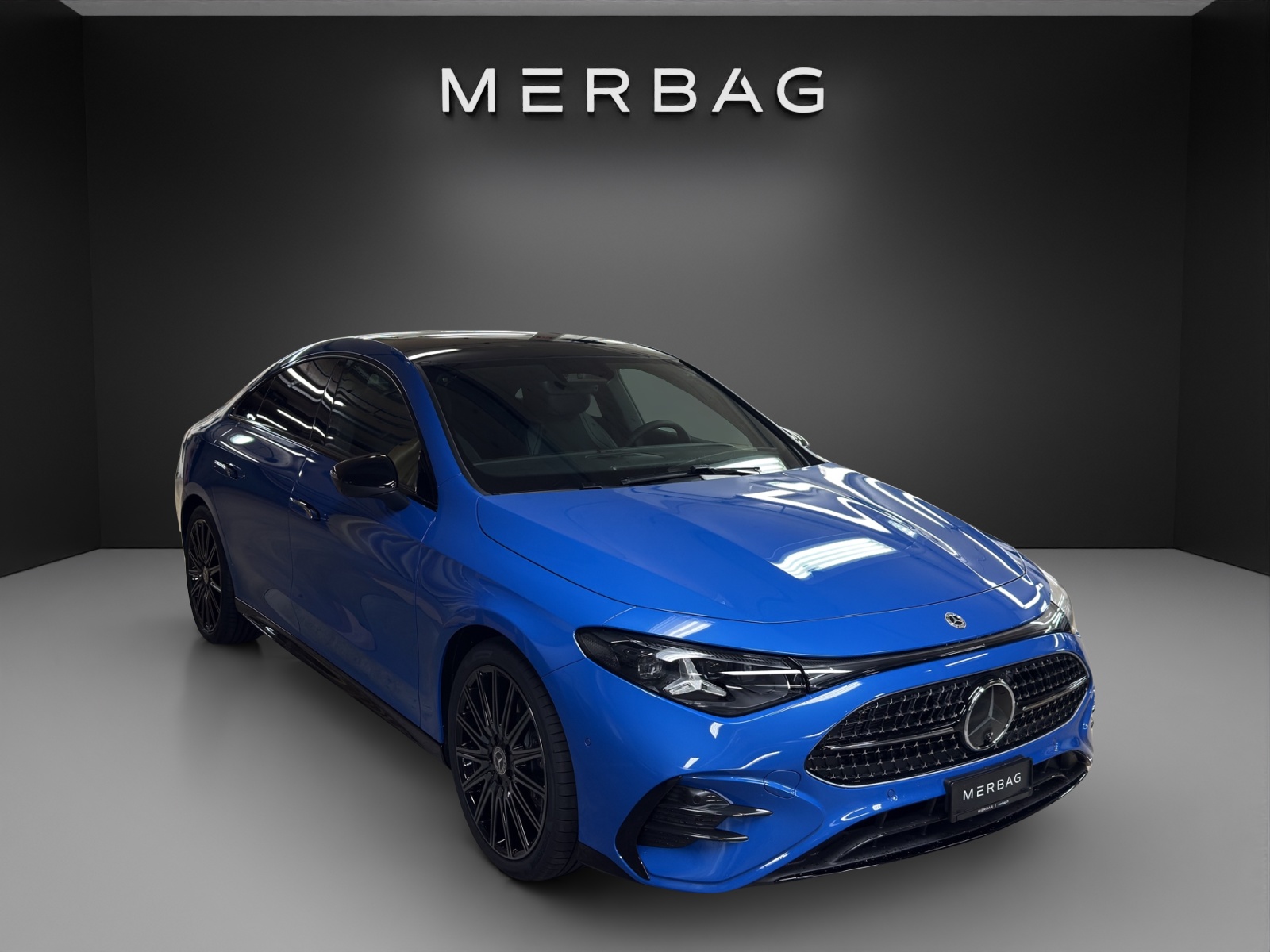 MERCEDES-BENZ CLA 220 4MATIC-image-5