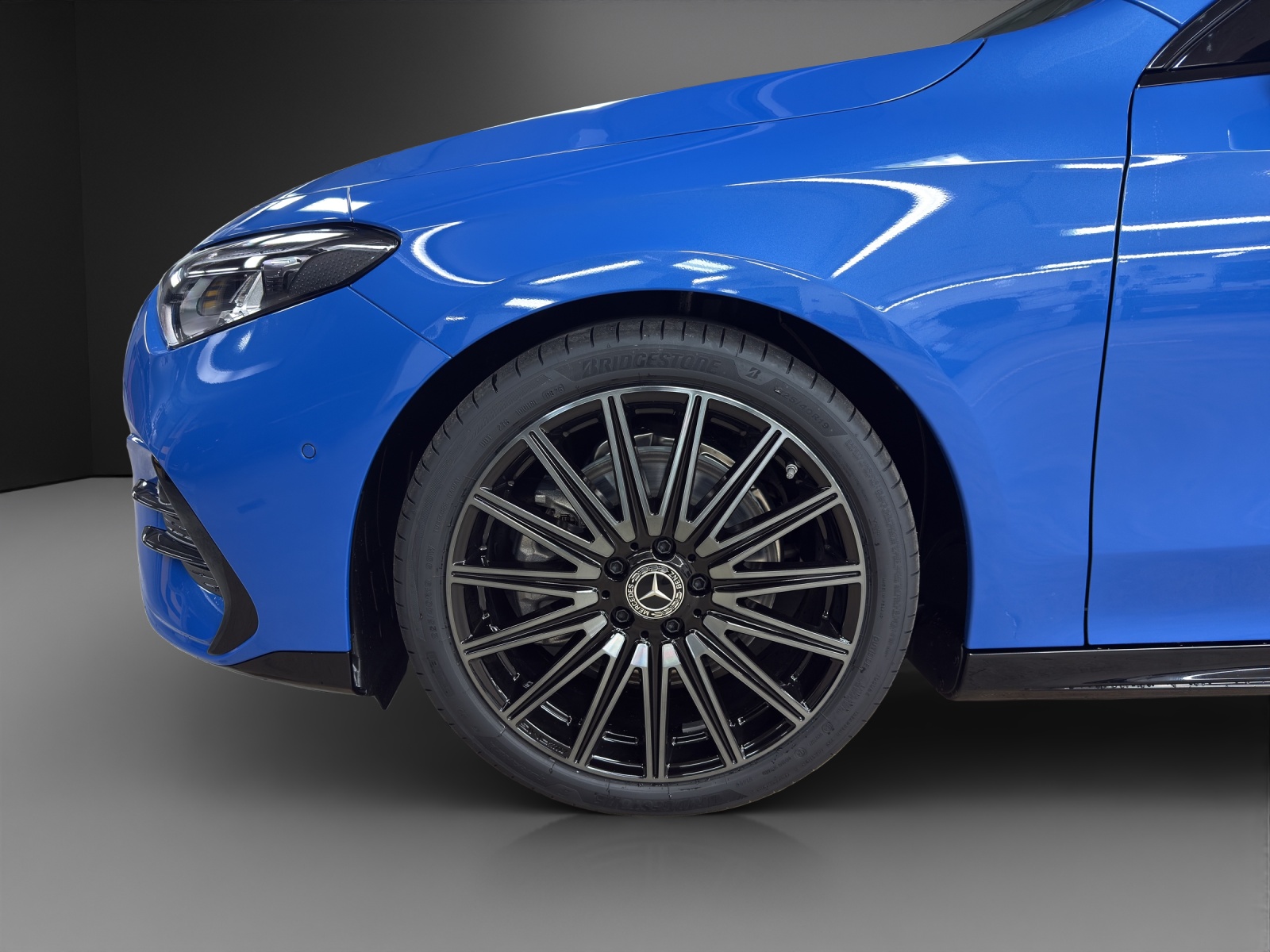MERCEDES-BENZ CLA 220 4MATIC-image-7
