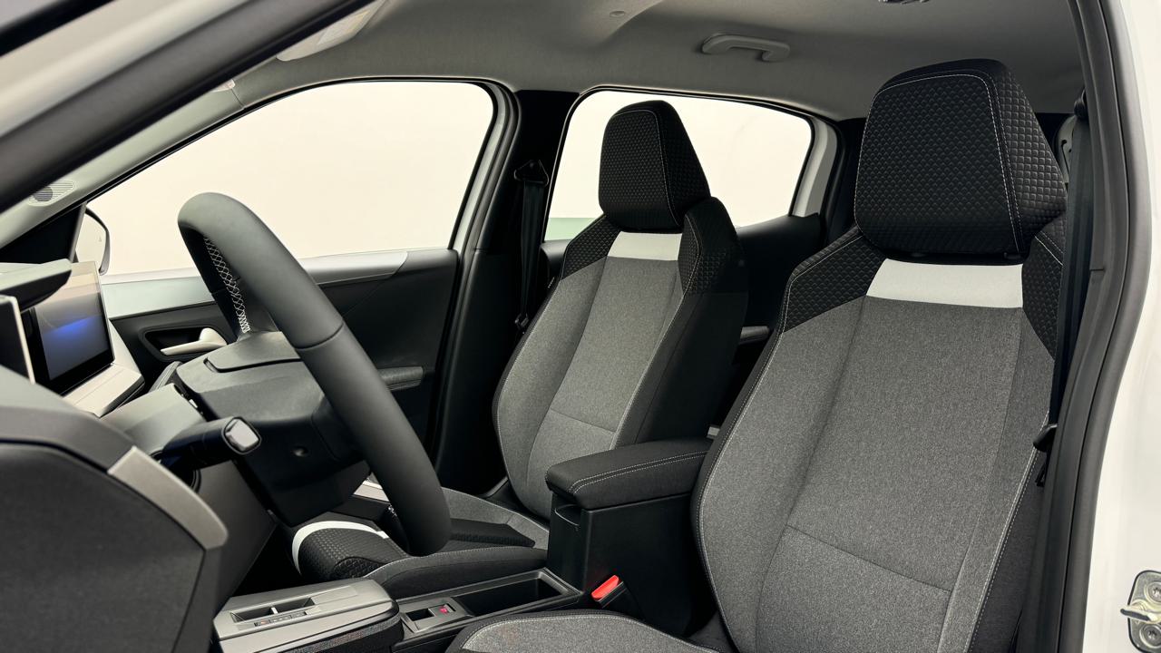 OPEL Frontera-e 44 kWh GS-image-4
