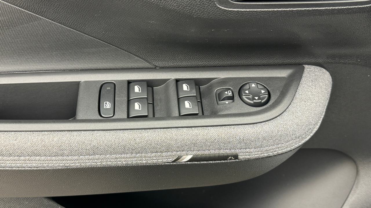 OPEL Frontera-e 44 kWh GS-image-8