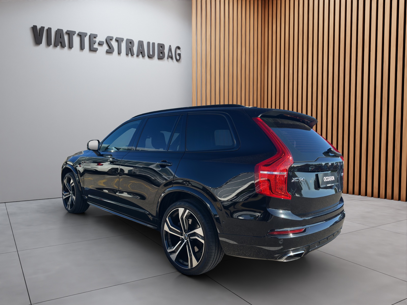 VOLVO XC90 2.0 B5 MH R-Design 7P. AWD-image-1