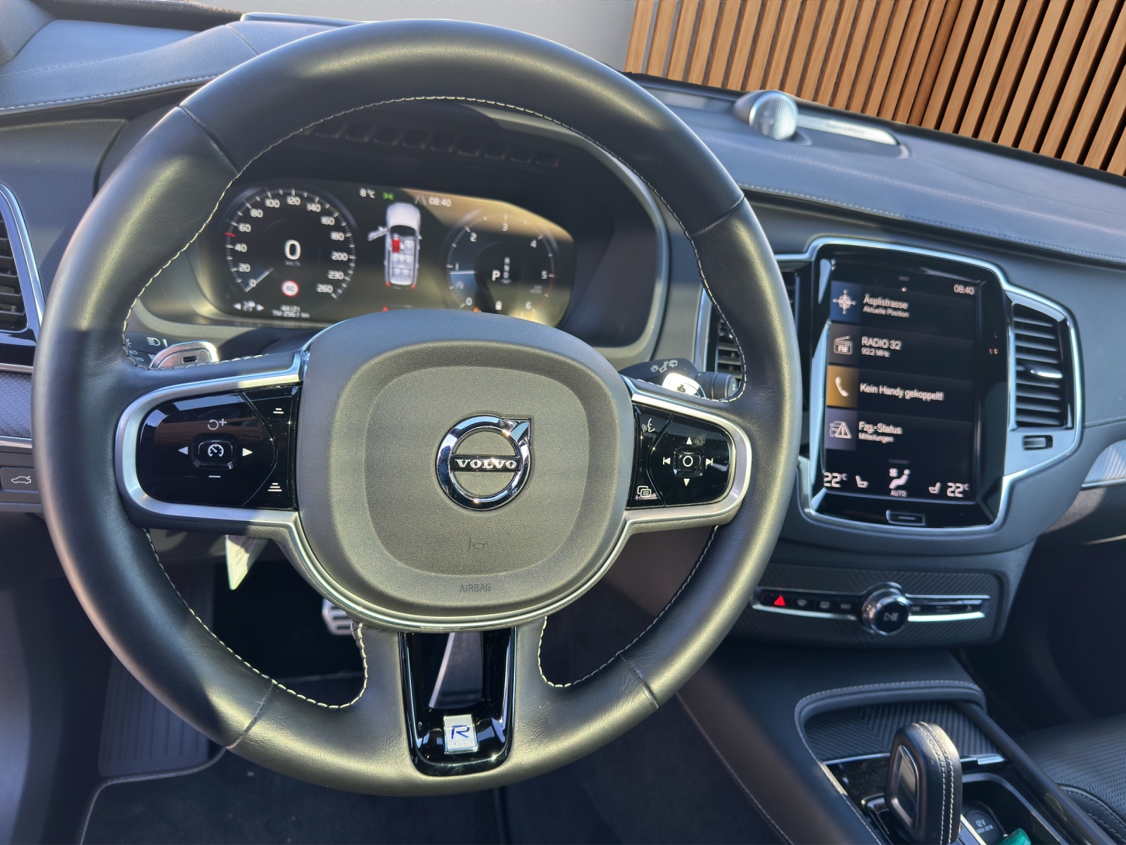 VOLVO XC90 2.0 B5 MH R-Design 7P. AWD-image-10