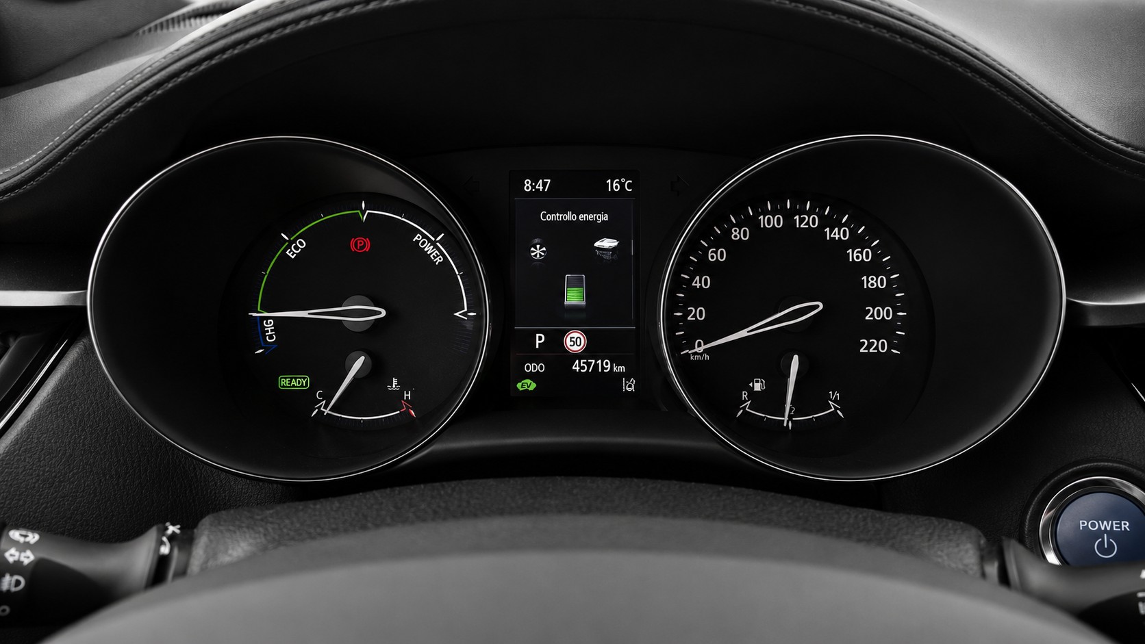 TOYOTA C-HR 1.8 HSD CVT Trend-image-10