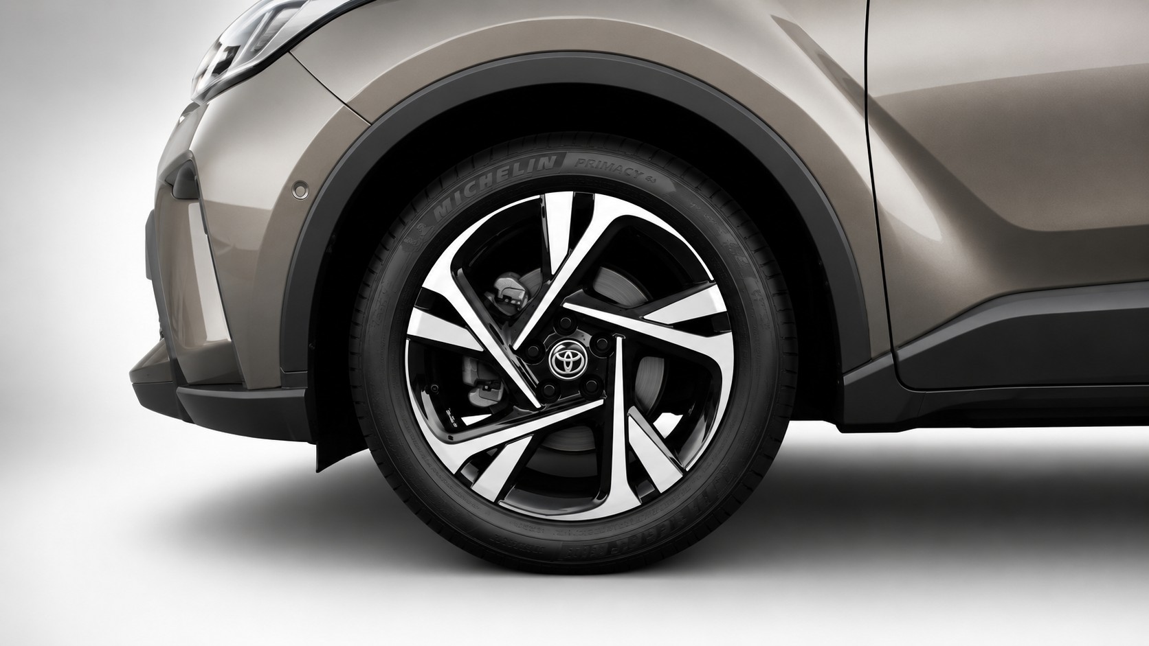 TOYOTA C-HR 1.8 HSD CVT Trend-image-9