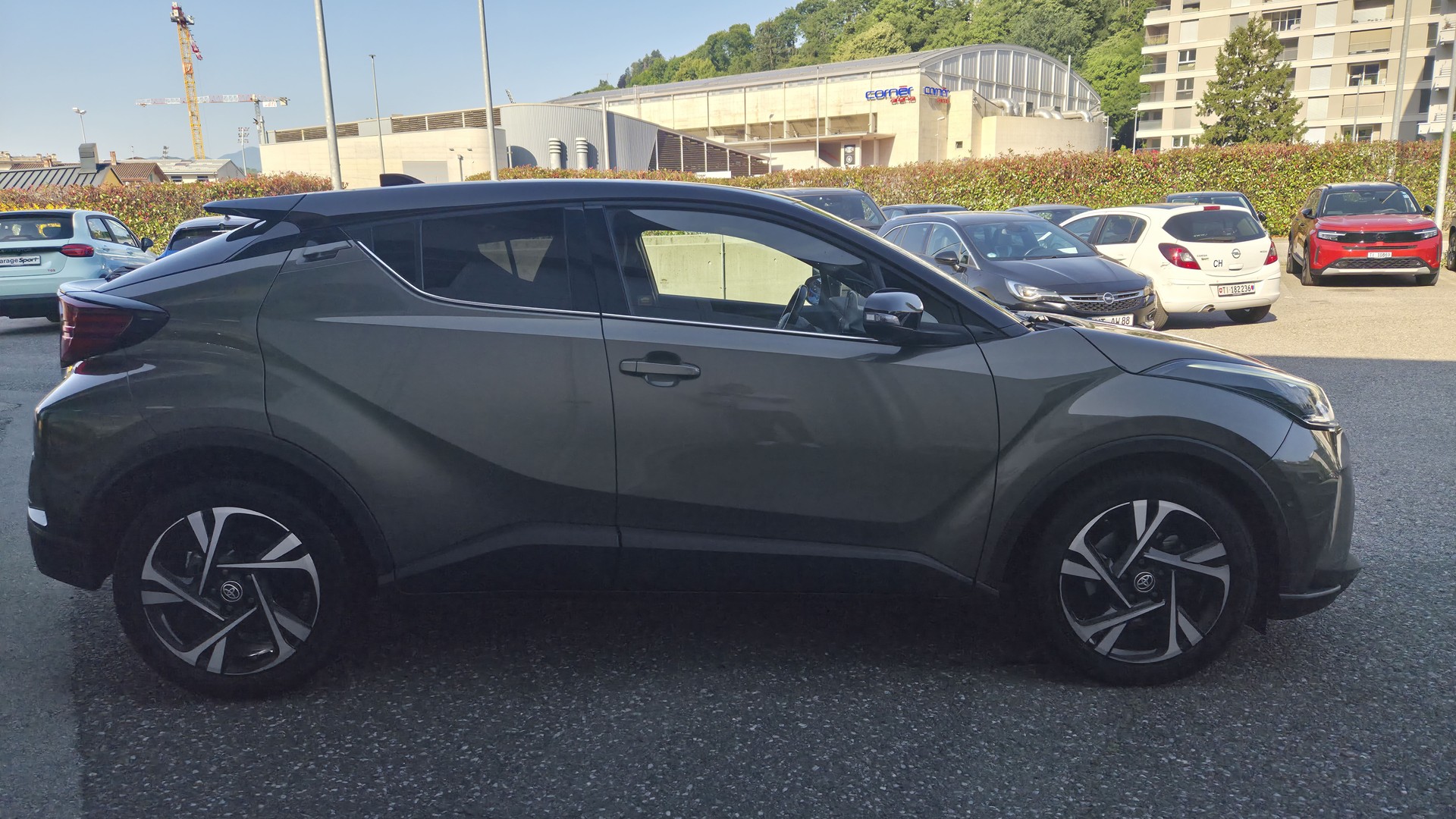 TOYOTA C-HR 1.8 HSD CVT Trend-image-7