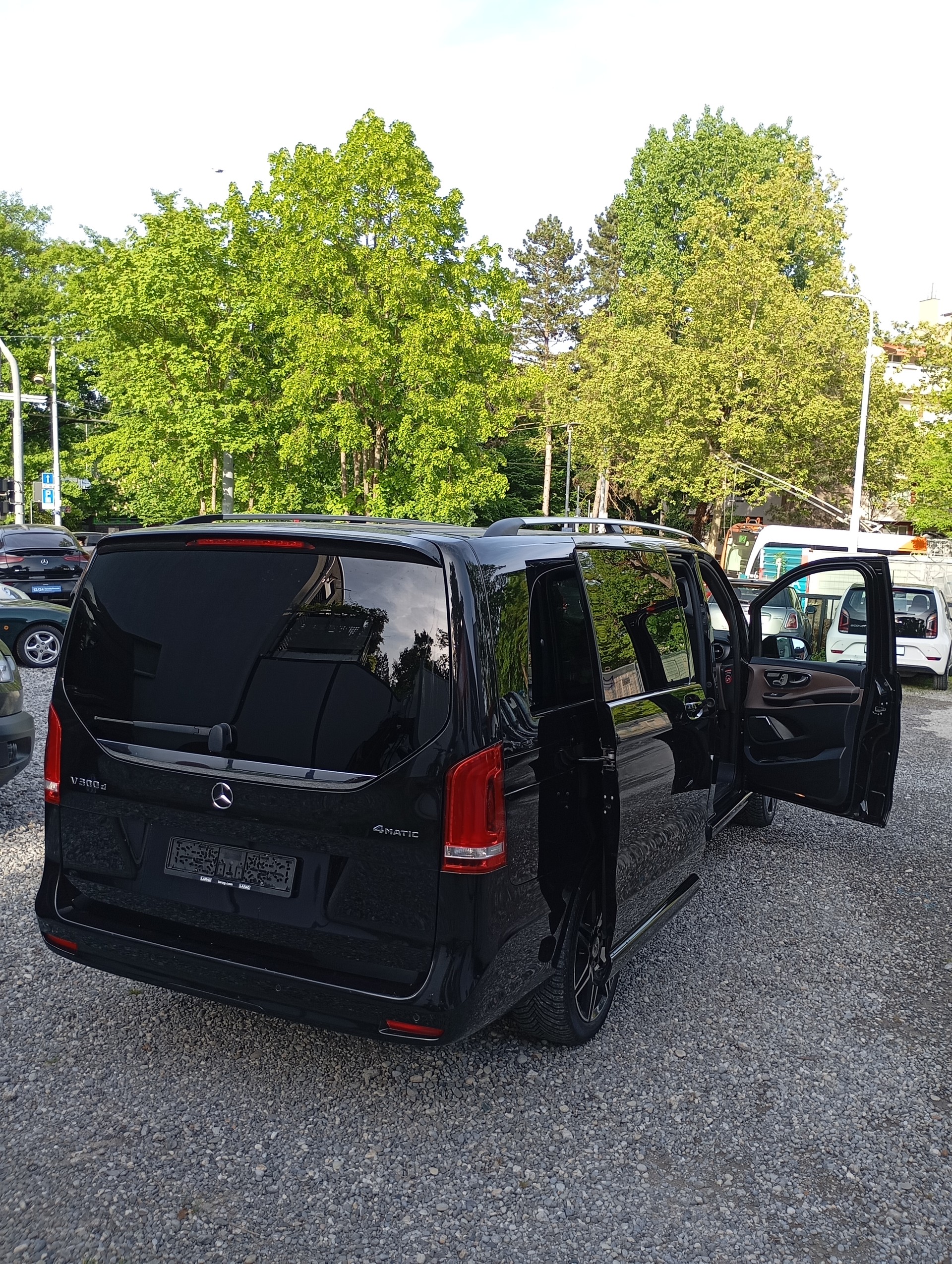 MERCEDES-BENZ V 300 d extralang Avantgarde 4Matic 9G-Tronic-showroom-element-2
