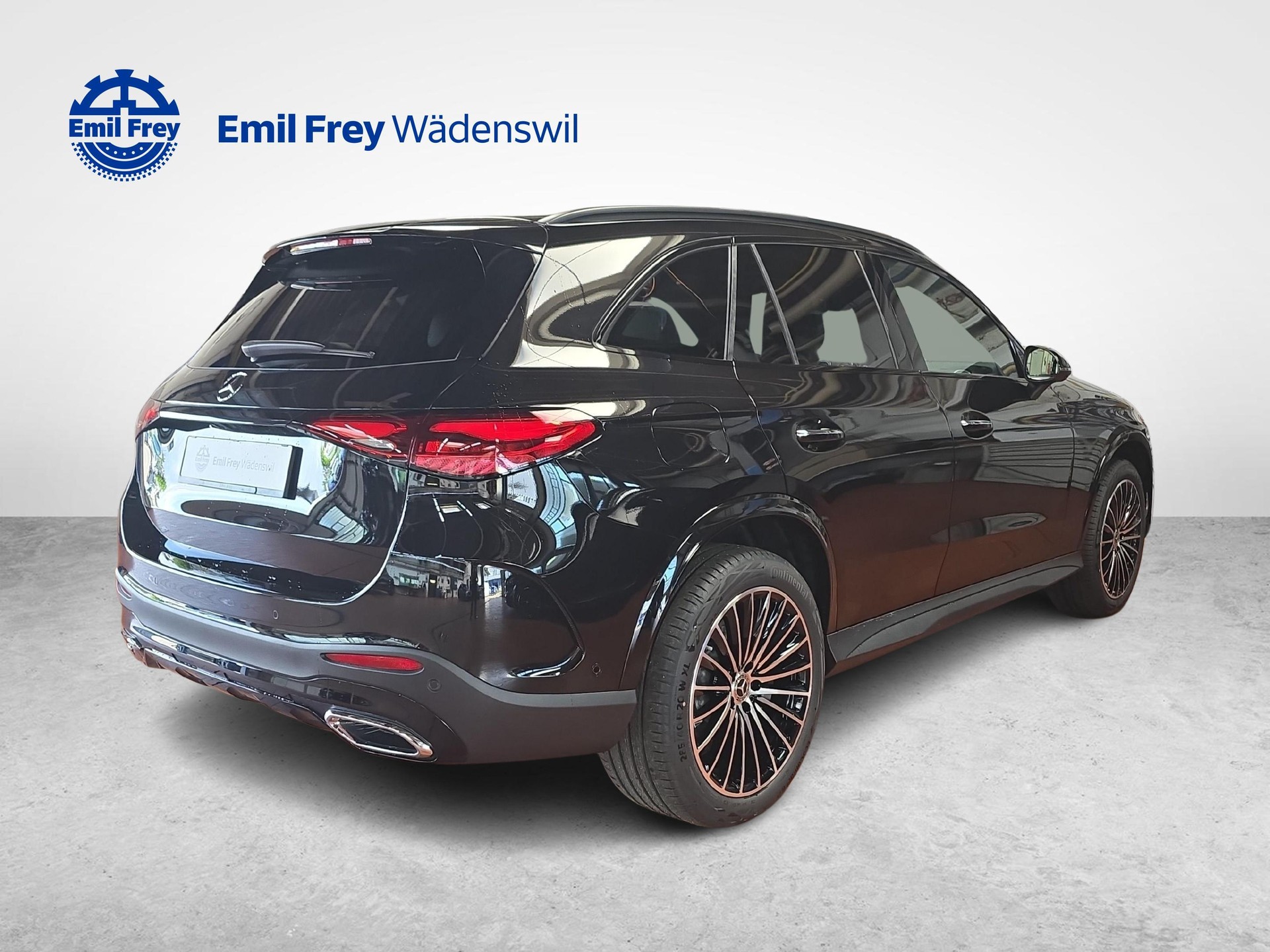MERCEDES-BENZ GLC 400 e 4MATIC EQ Star AMG Line-image-3